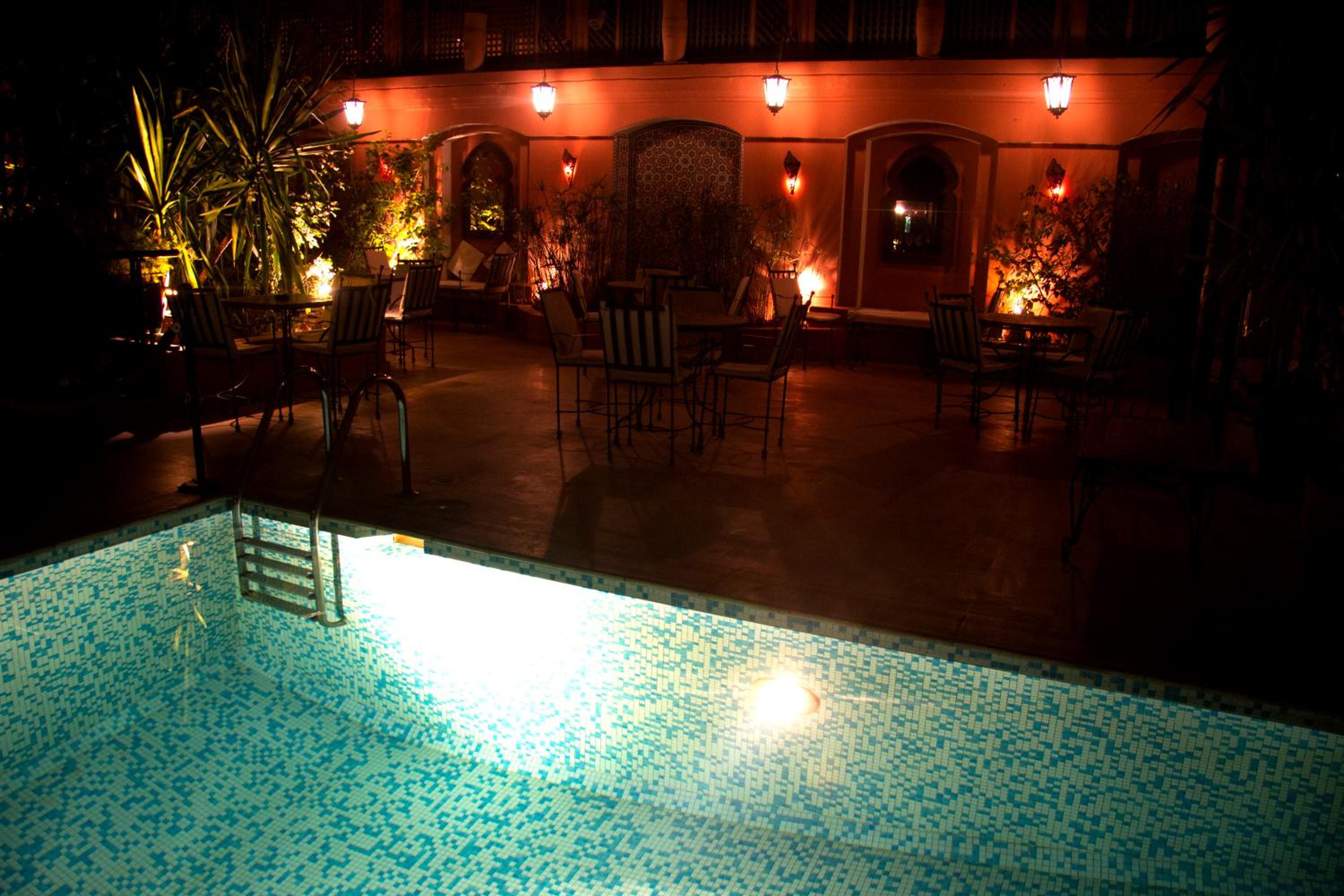 Pool & Wellness