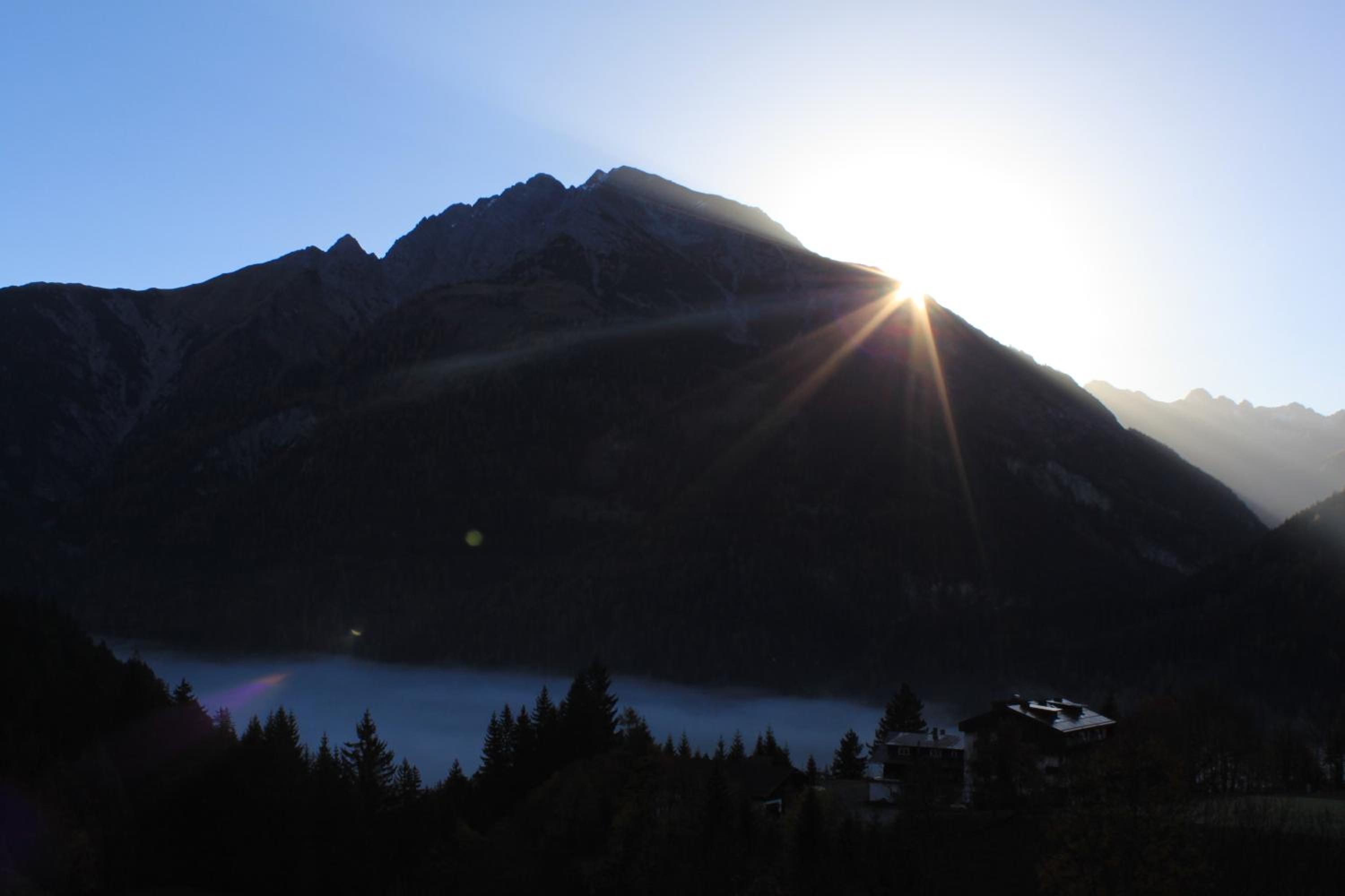 WOLF RETREAT Apartments im Lechtal davor Appartementhaus Michaela
