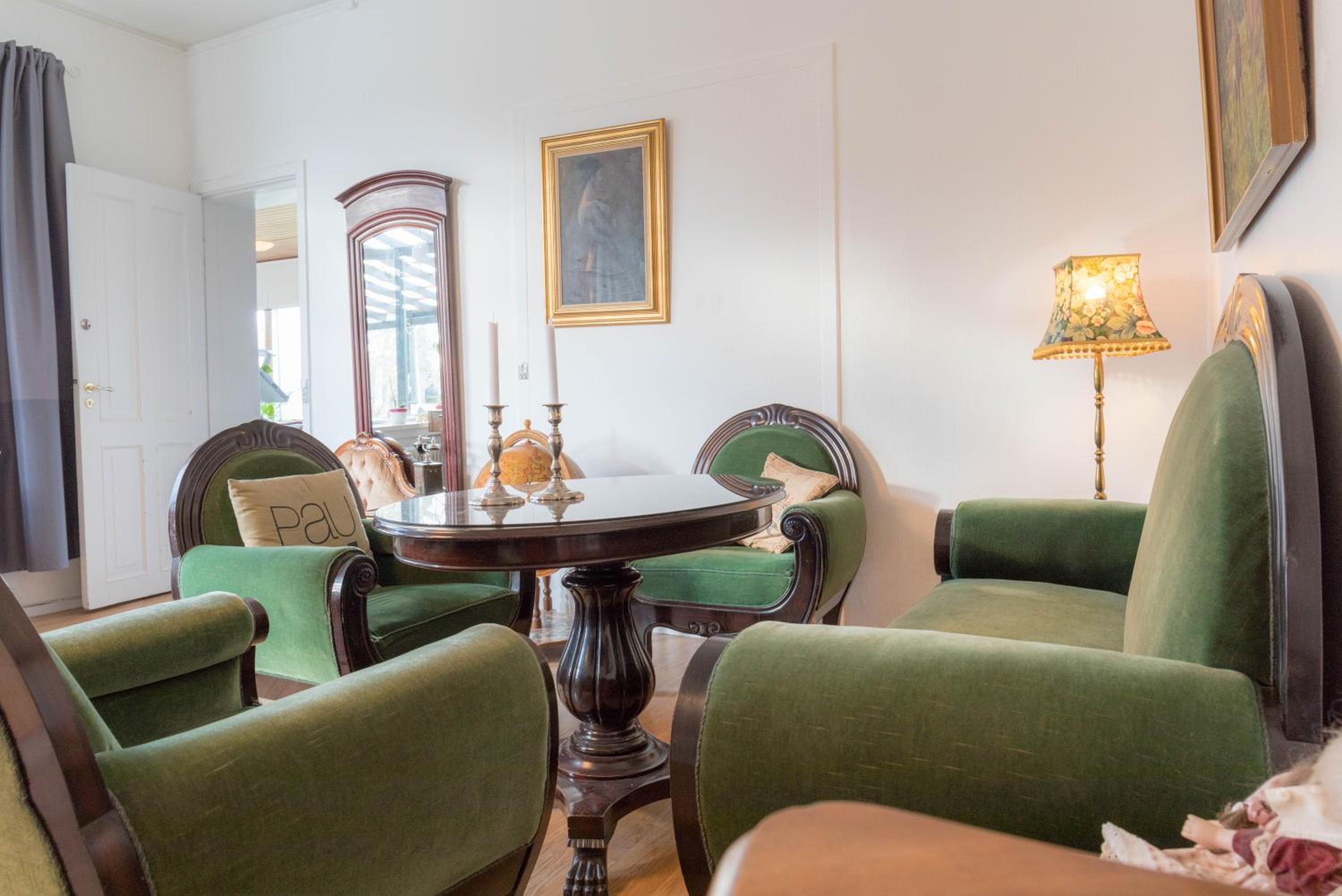 Fredensborg Vandrerhjem, i Kongens baghave