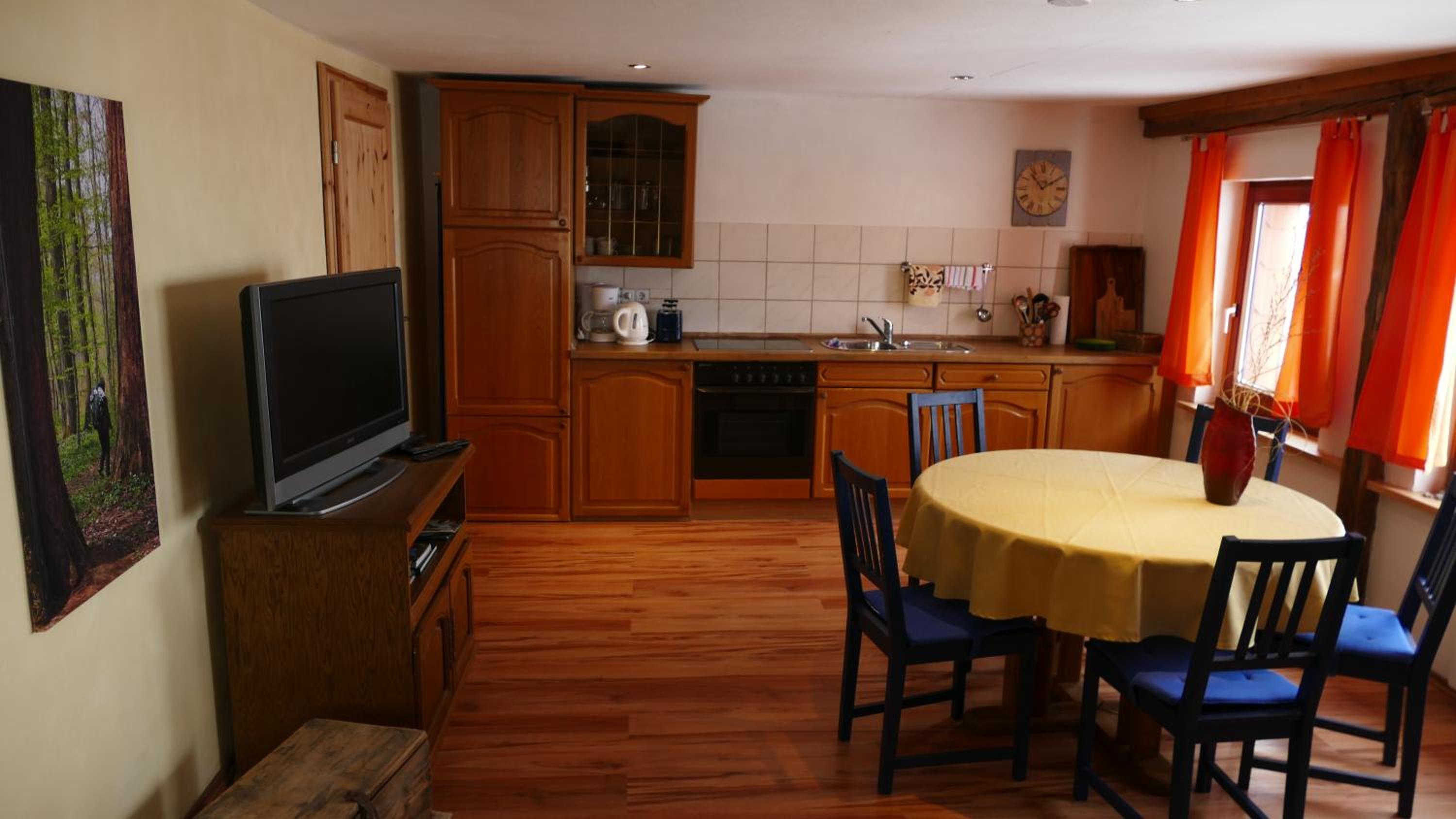 Photo 48