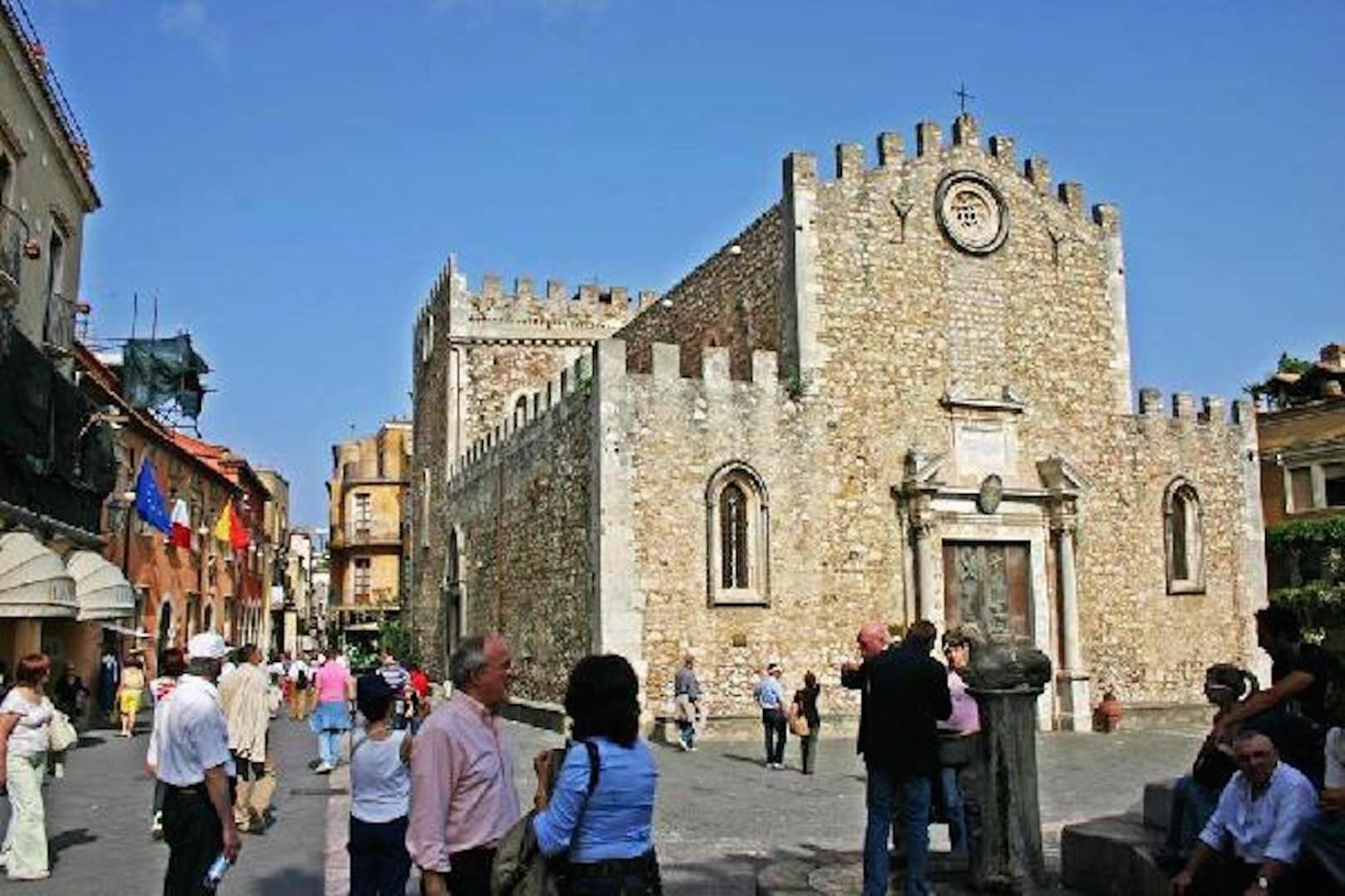Central Panoramic
