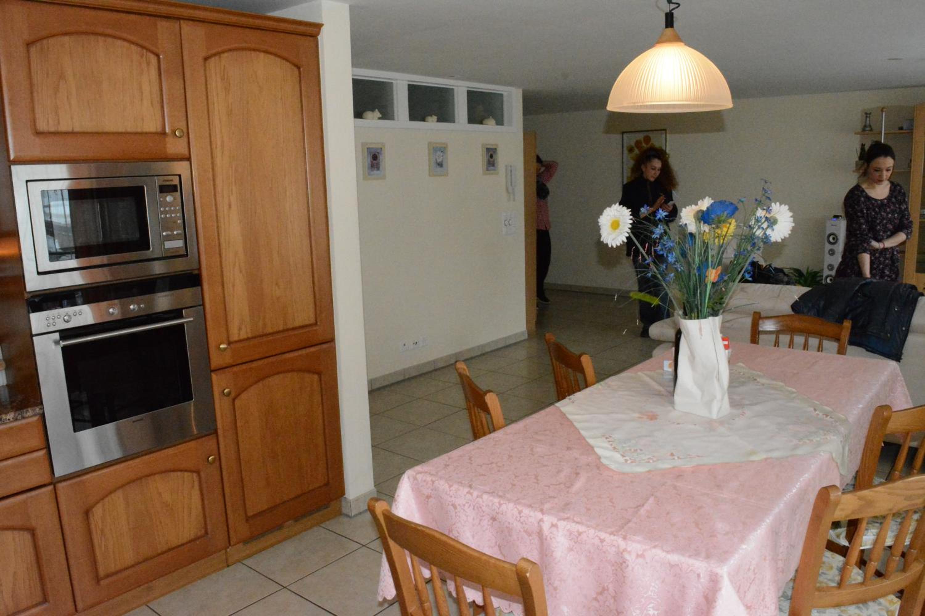 Photo 33