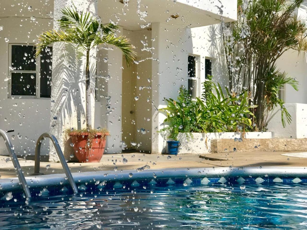 Casa y Villa Diamante, Manzanillo