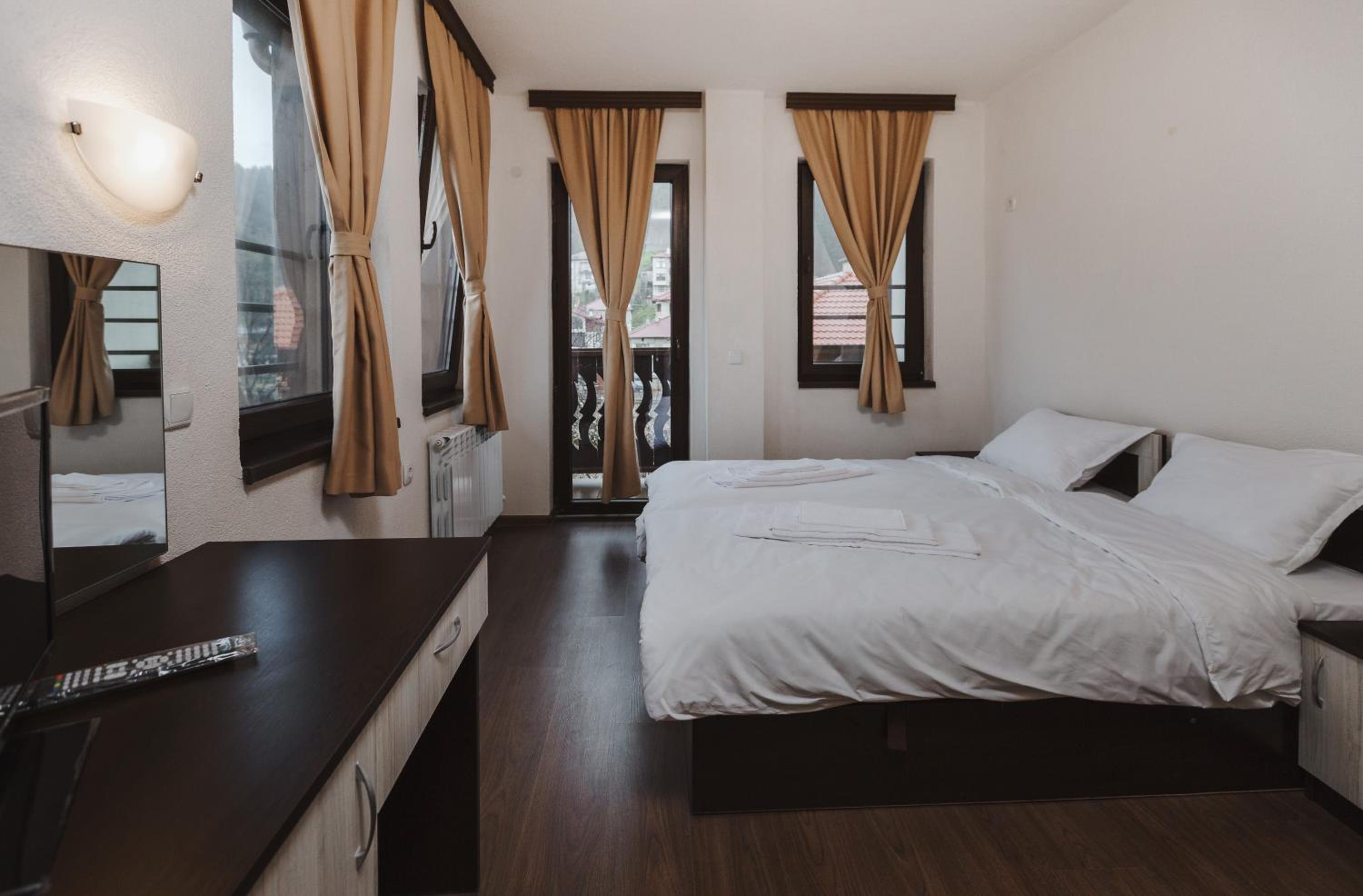 Zlatograd 2 Iosifova Guest House