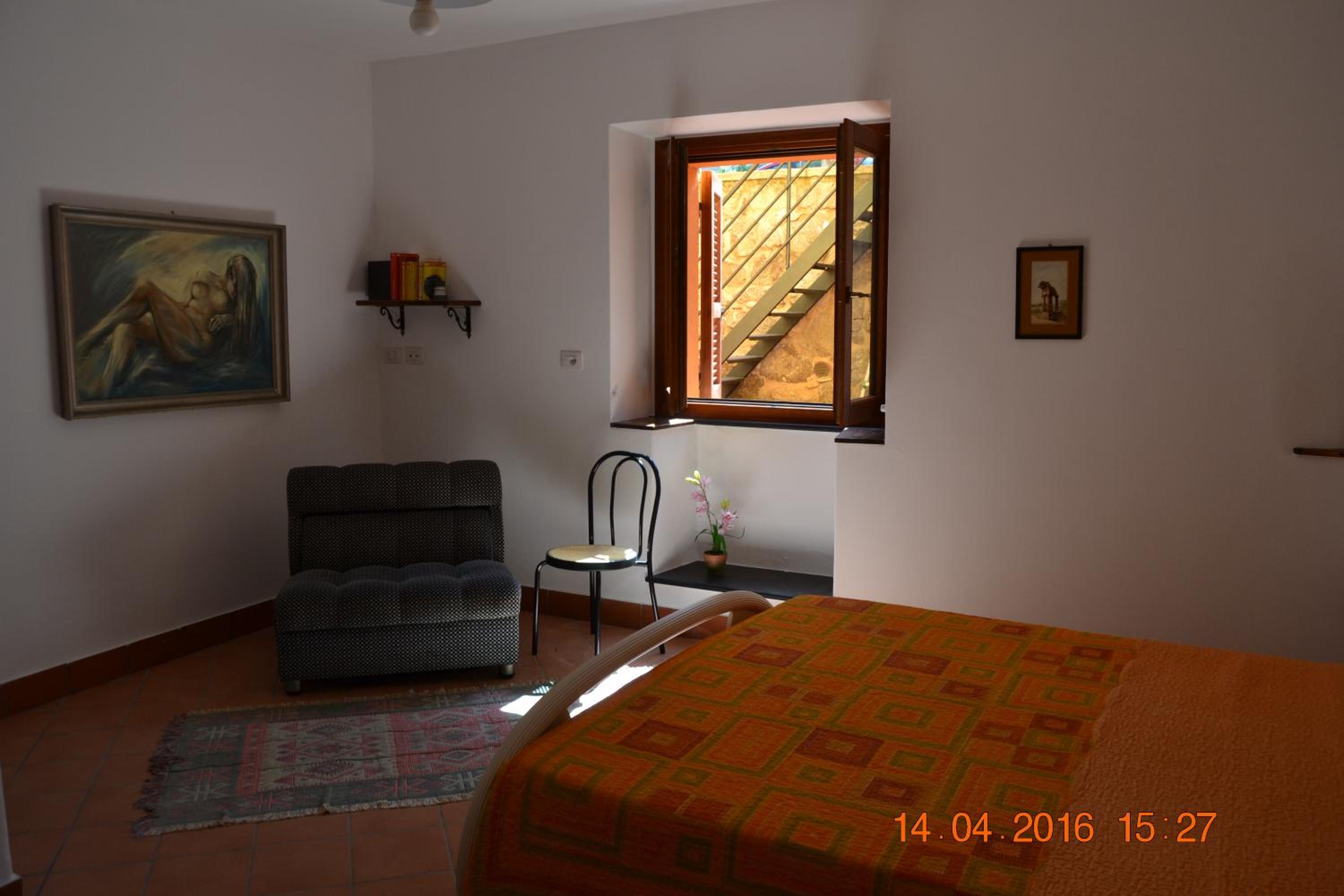 Photo 43