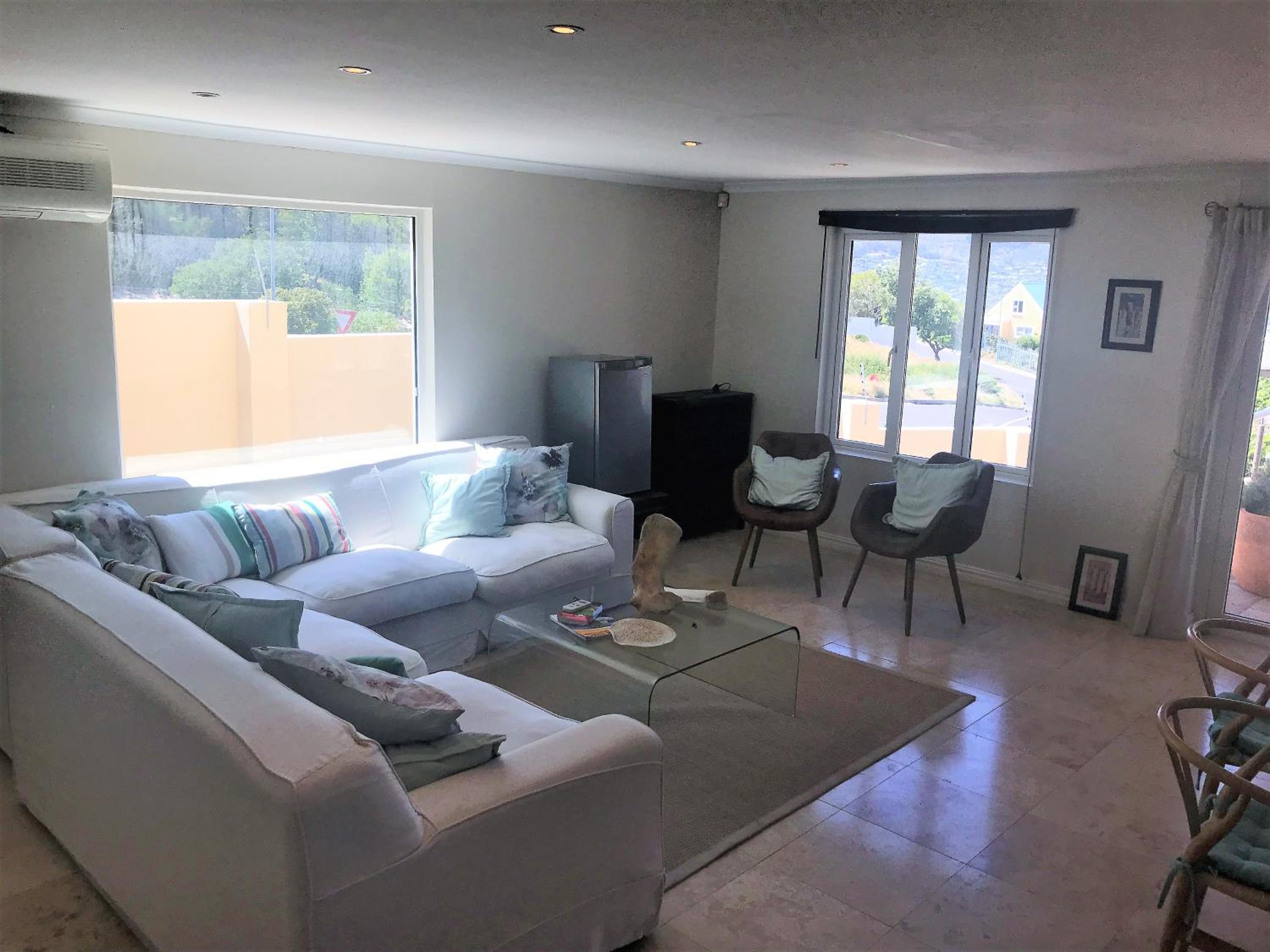 Hout Bay Breeze Guest House