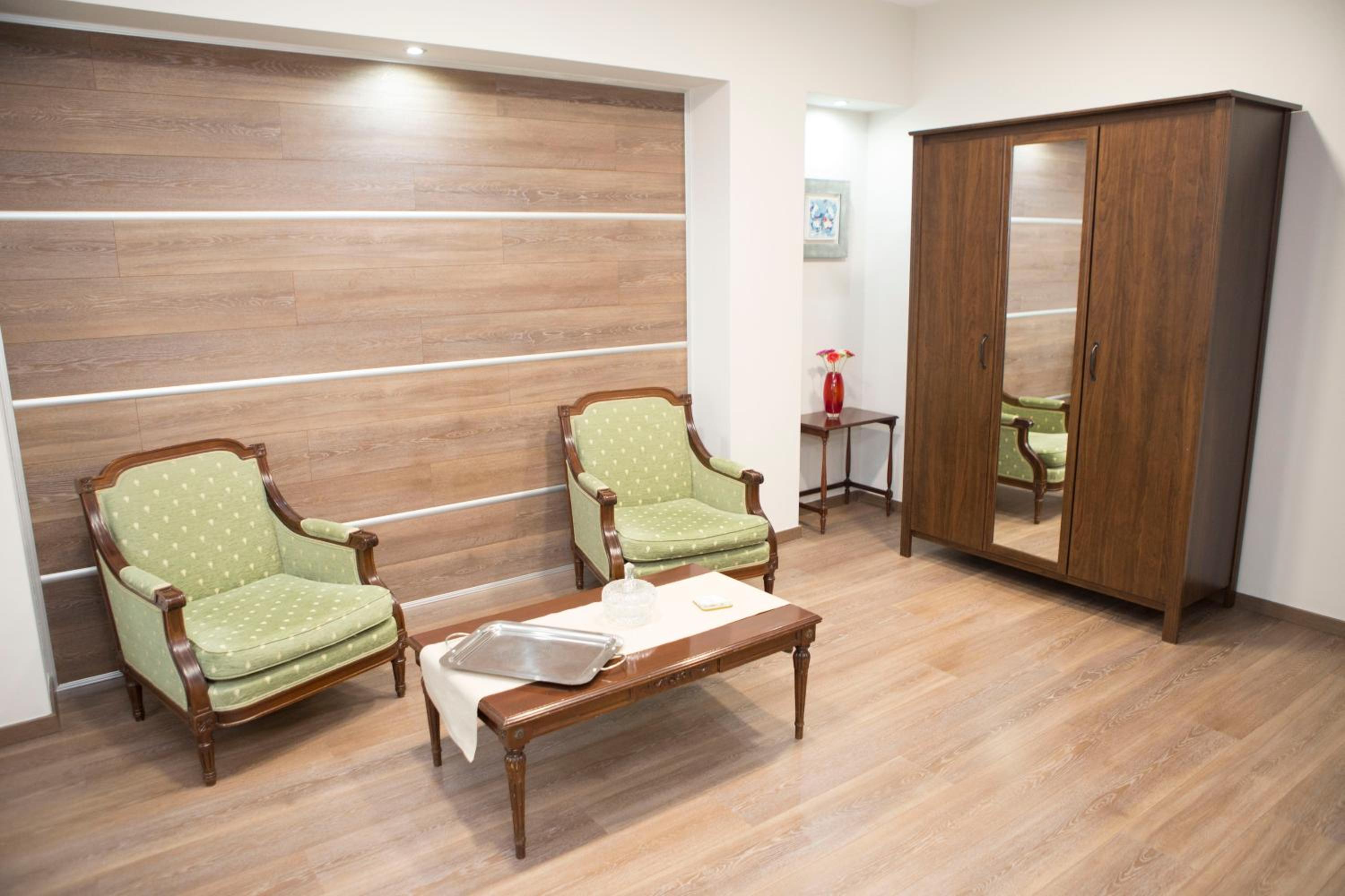 Athens Center Spacious Luxury Apartment