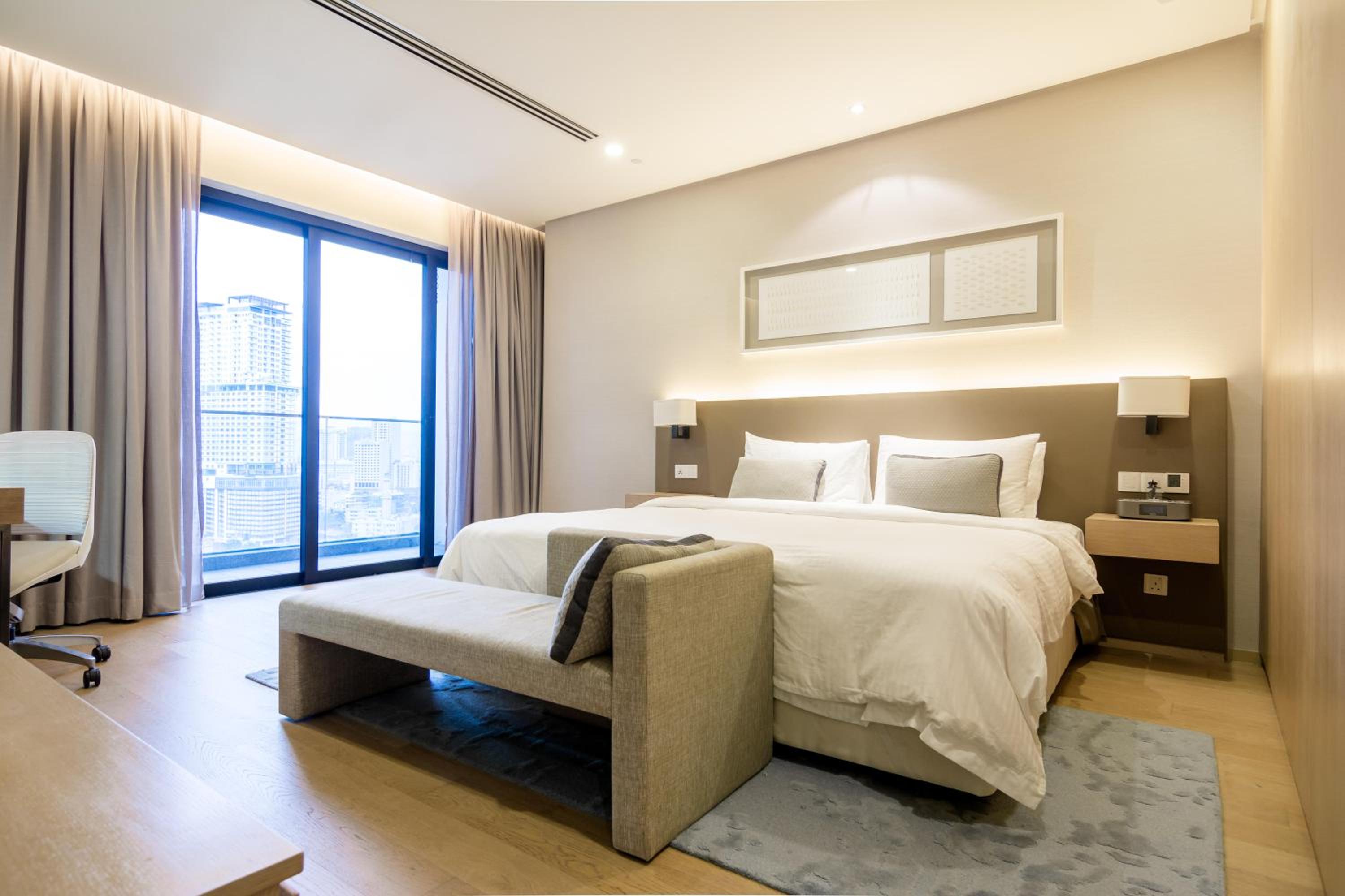 188 Suites by NamaStay