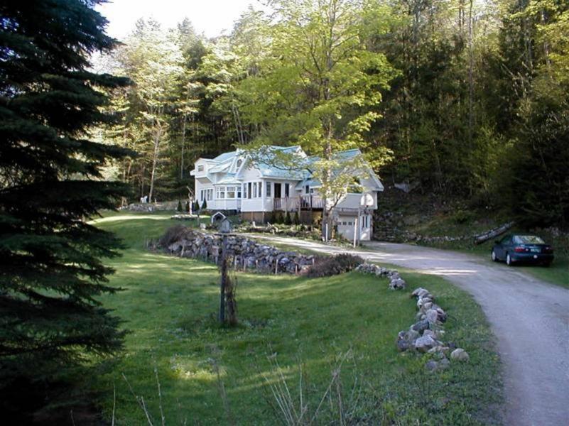 Mountain Valley Retreat