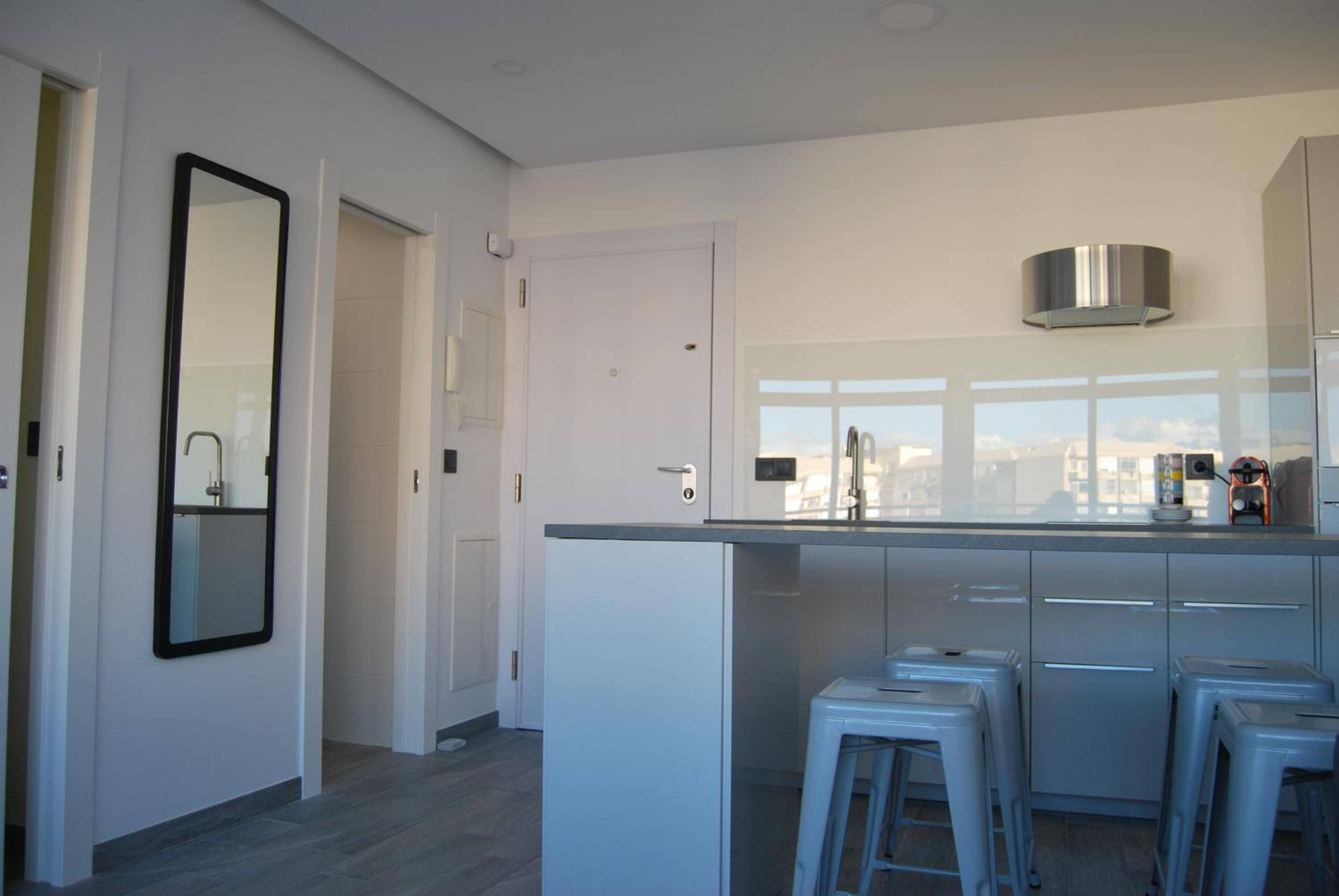 The Black&White Apartment view 4