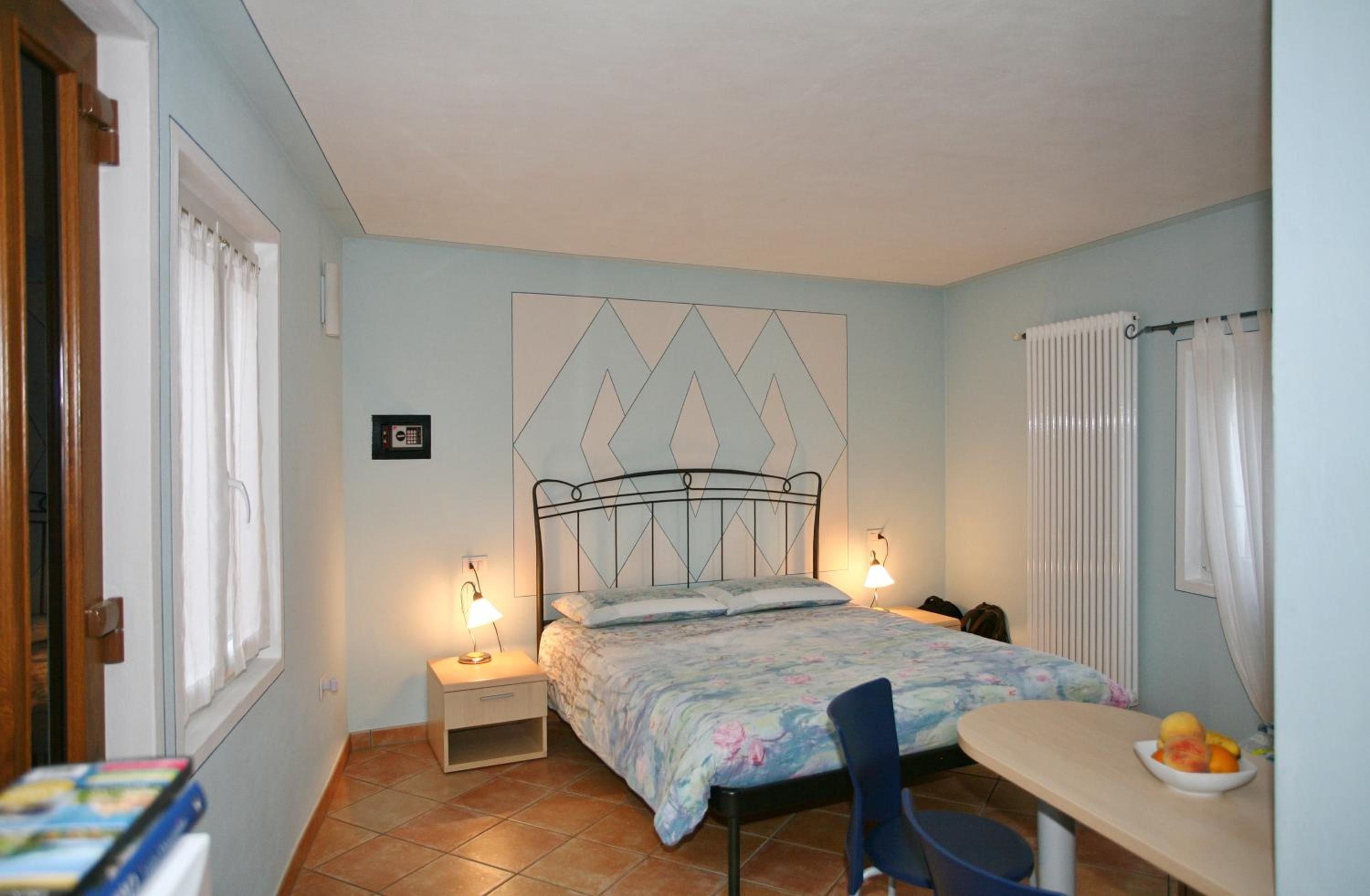 B&B 21 view 3