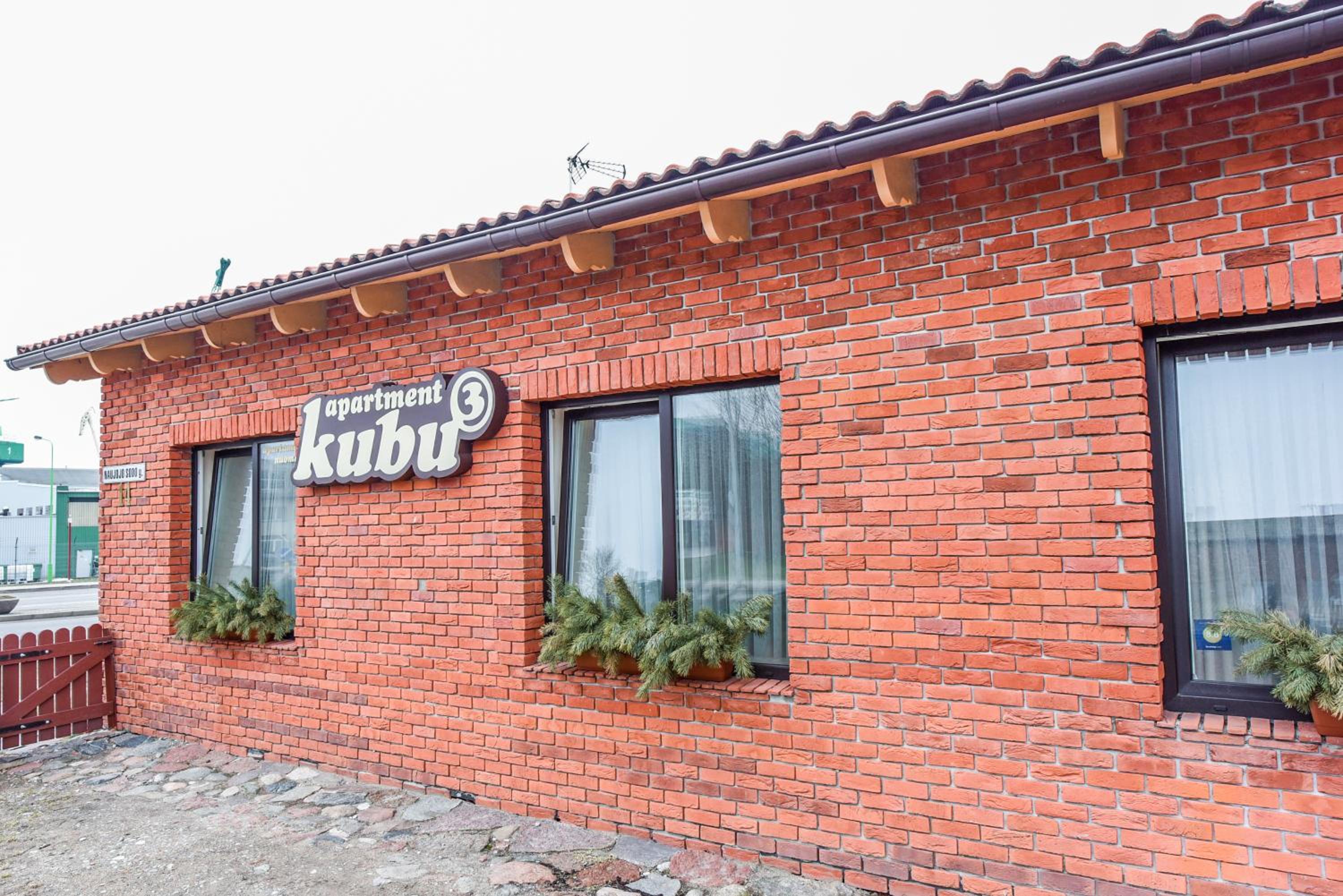 Hotel Kubu Apartment - Image 1