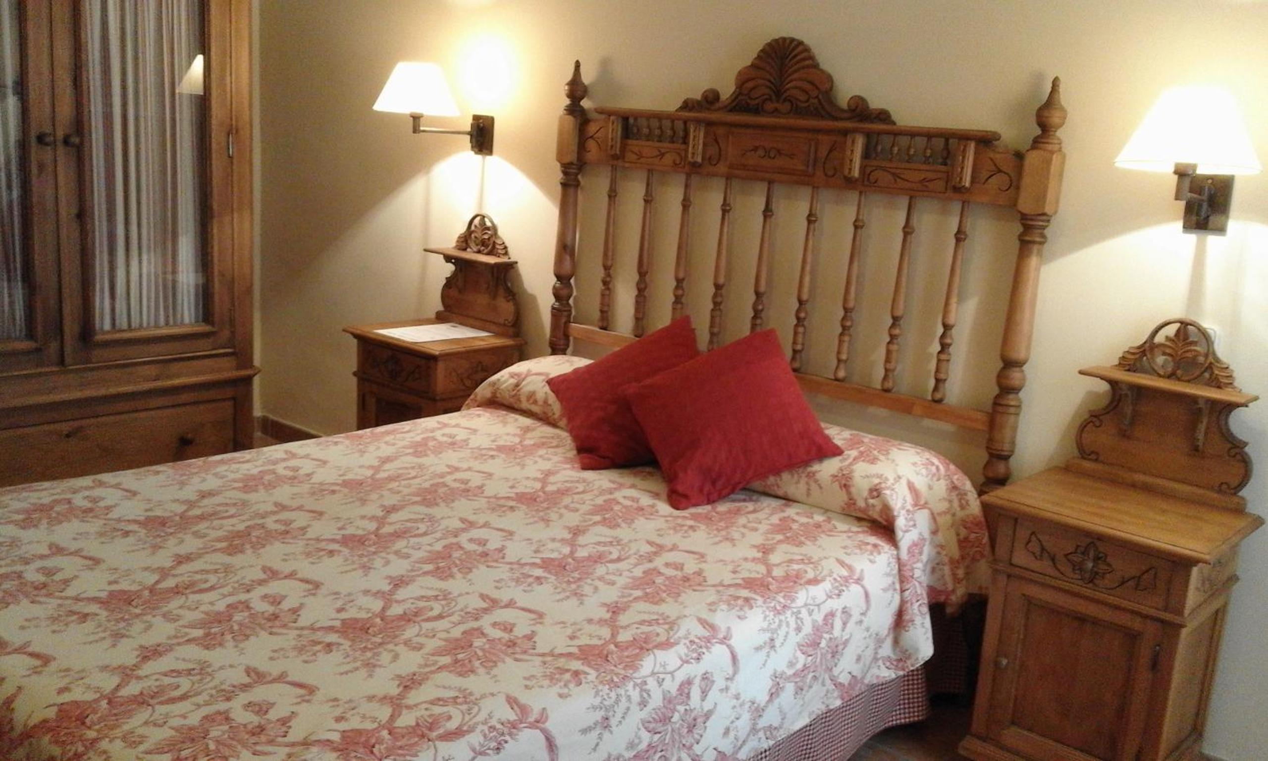 Hostal Rural Cumbres De Castilla