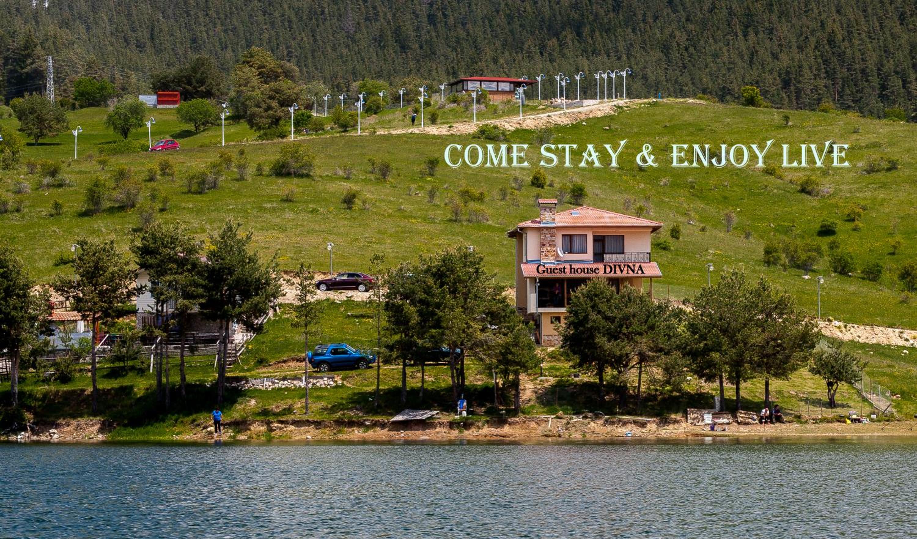 Divna Forest & Lake House