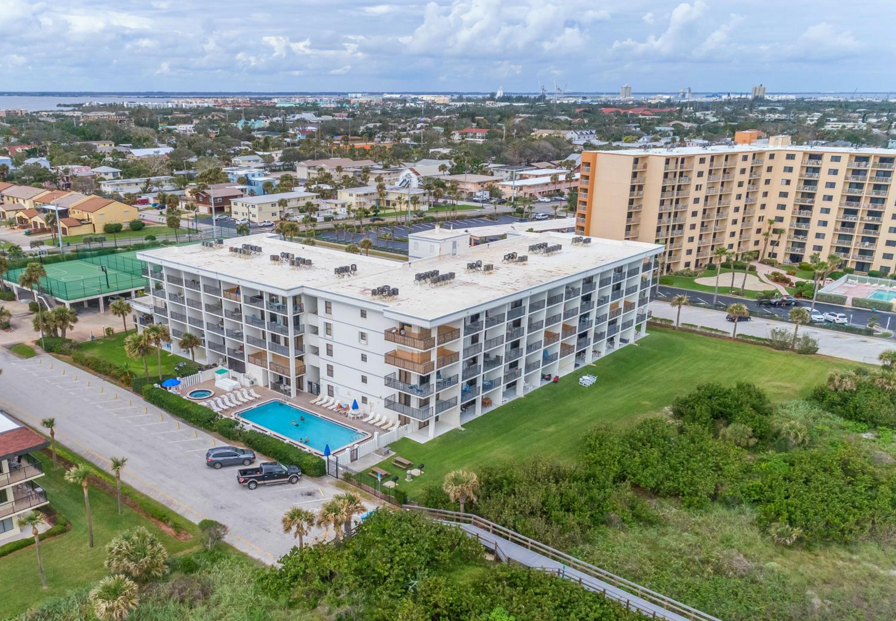 Cape Winds - Oceanfront Pool, Tennis & Sauna Condos near Port Canaveral view 5