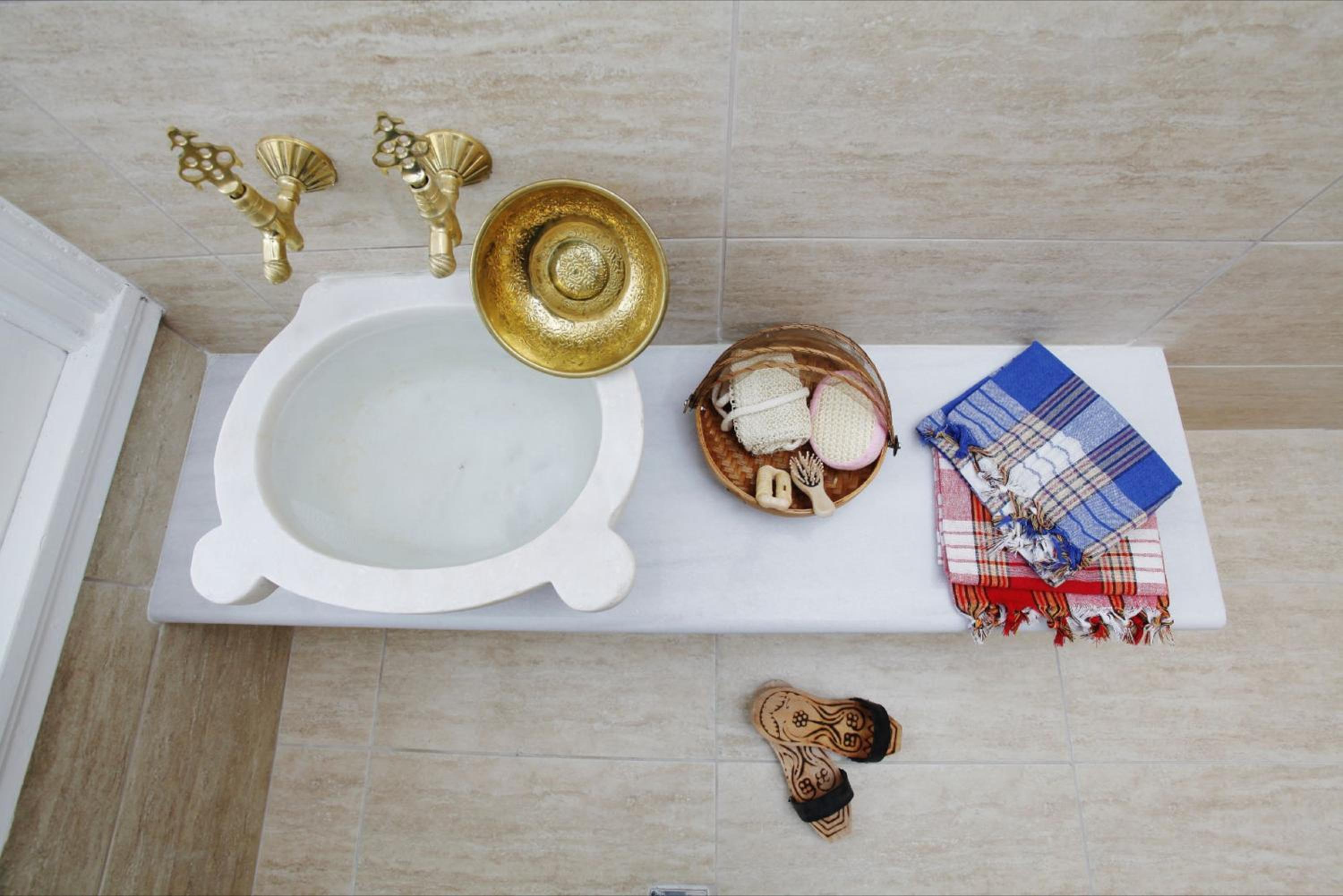 HHK Hotel - Image 56