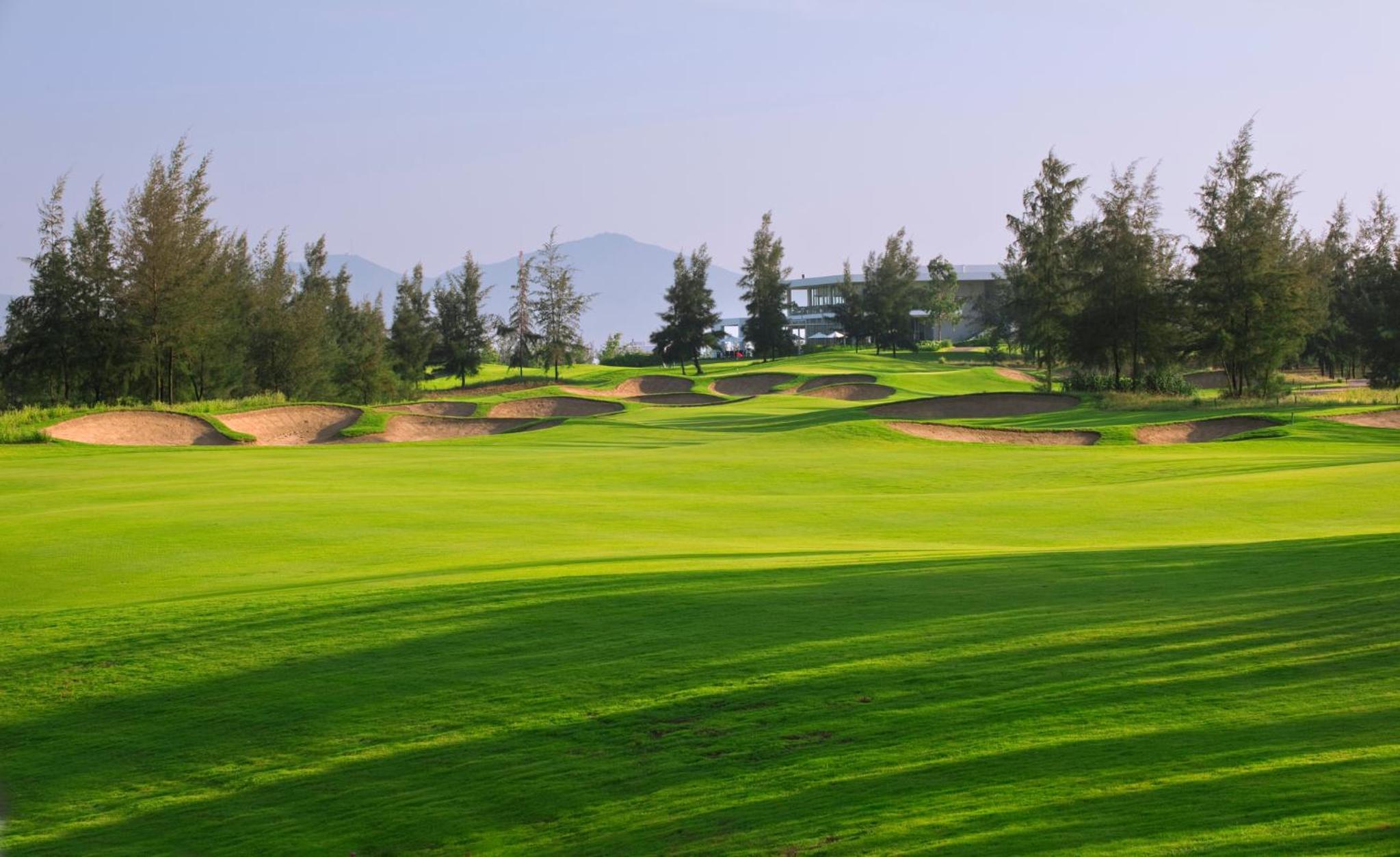 Montgomerie Links Hotel & Villas
