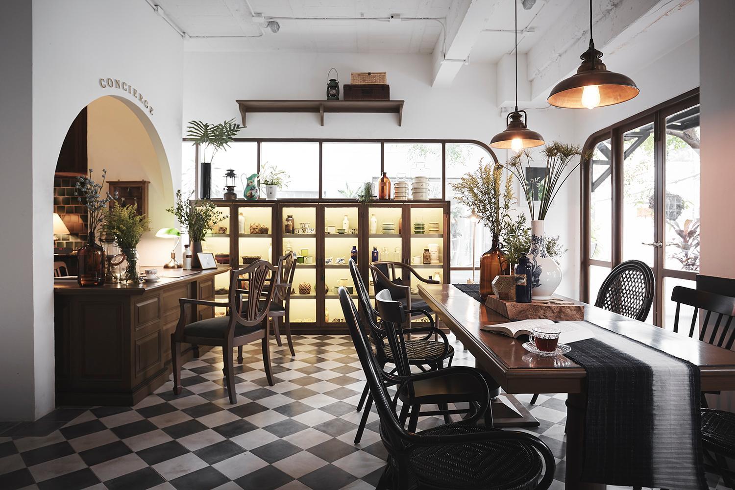 dining