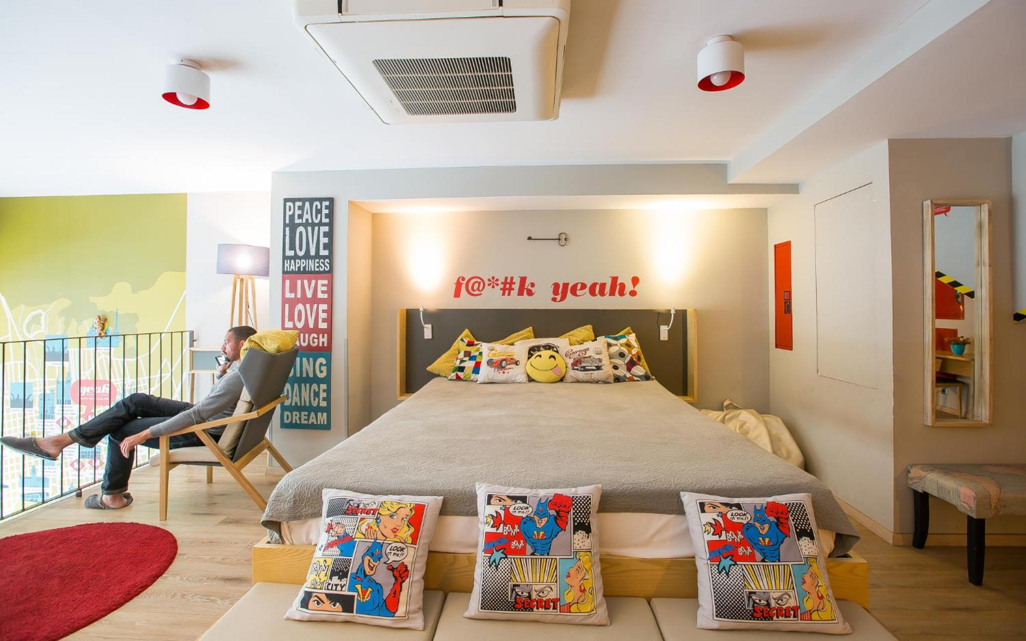 Yeah Barcelona Hostel