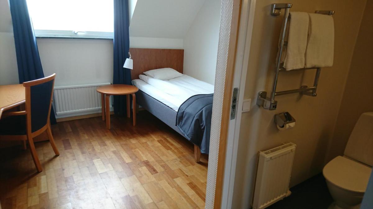 Photo 12