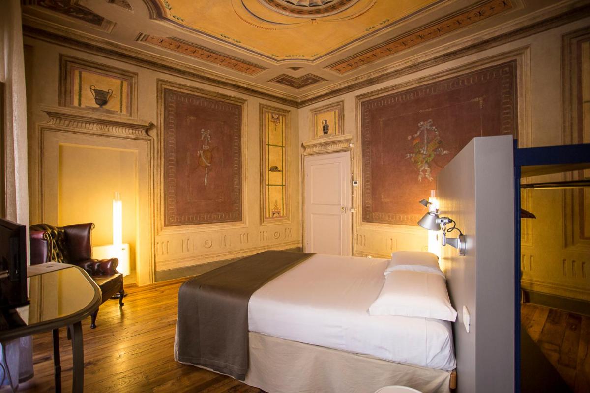 Cortona Charme