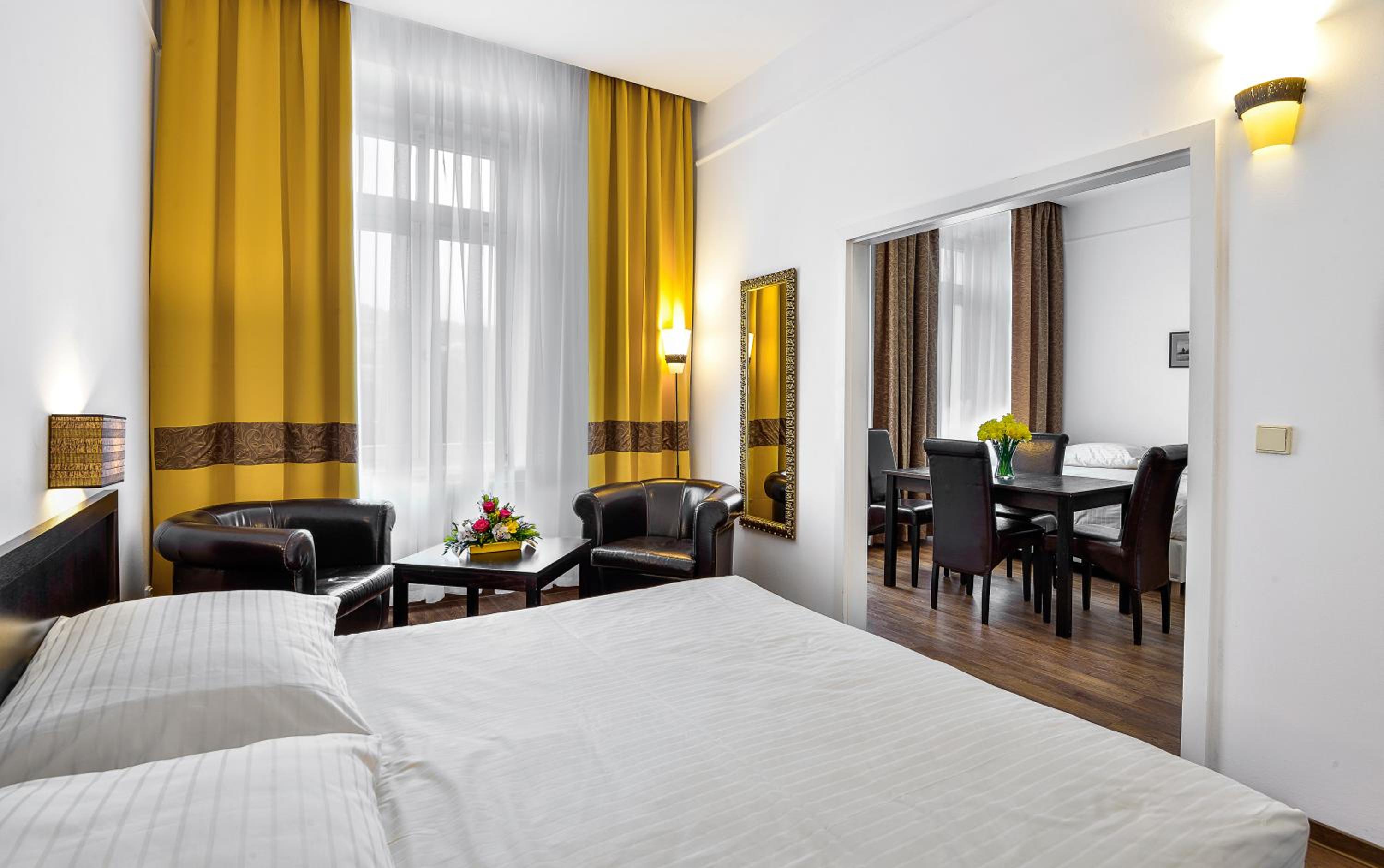 Apartments Central Park Marienbad view 3