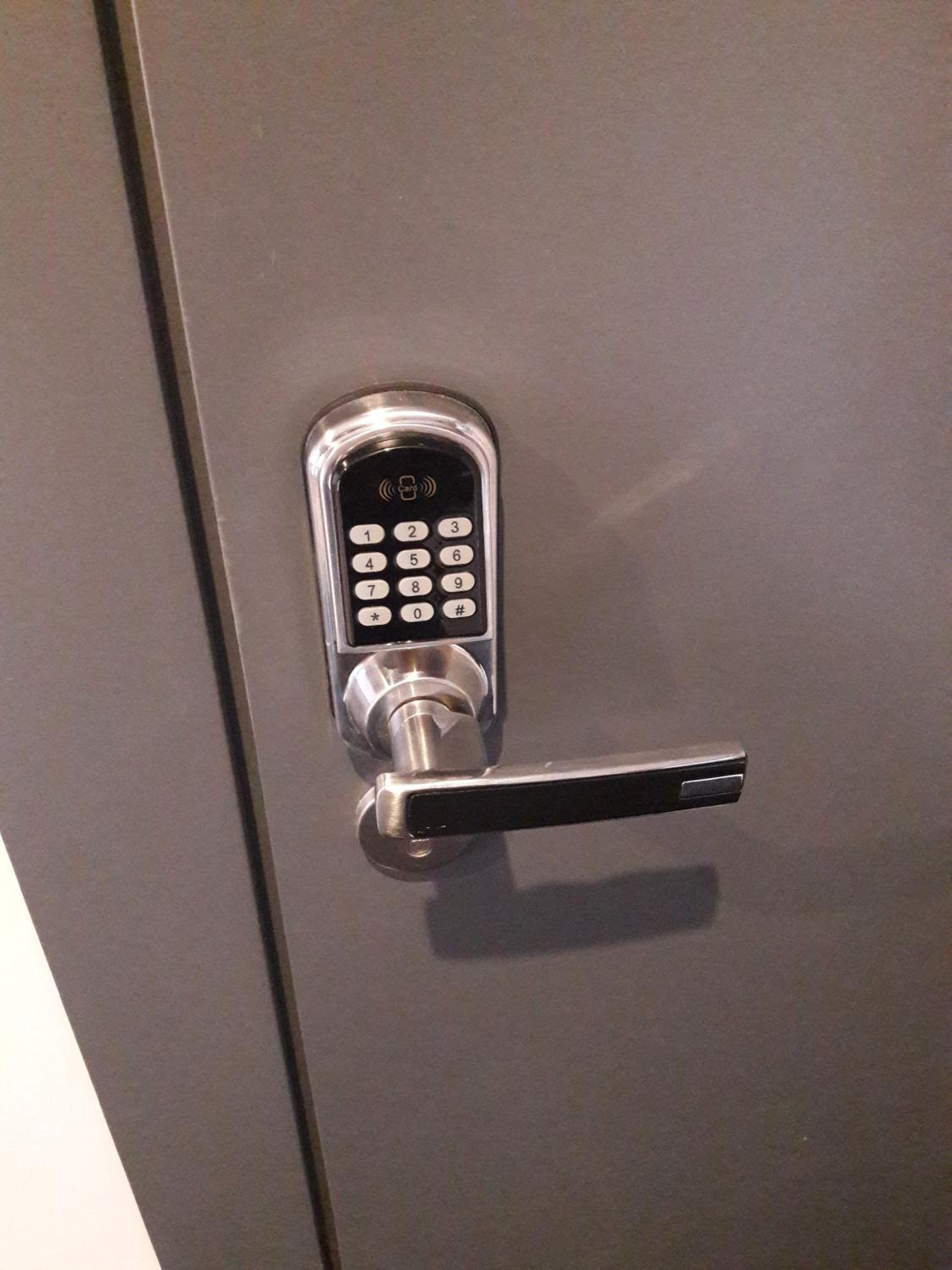 Photo 16