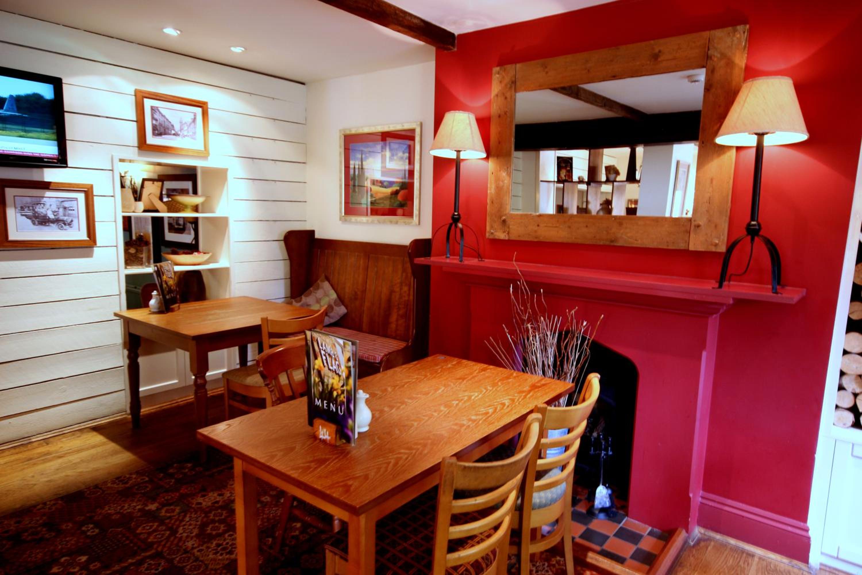 Lamb & Flag Inn