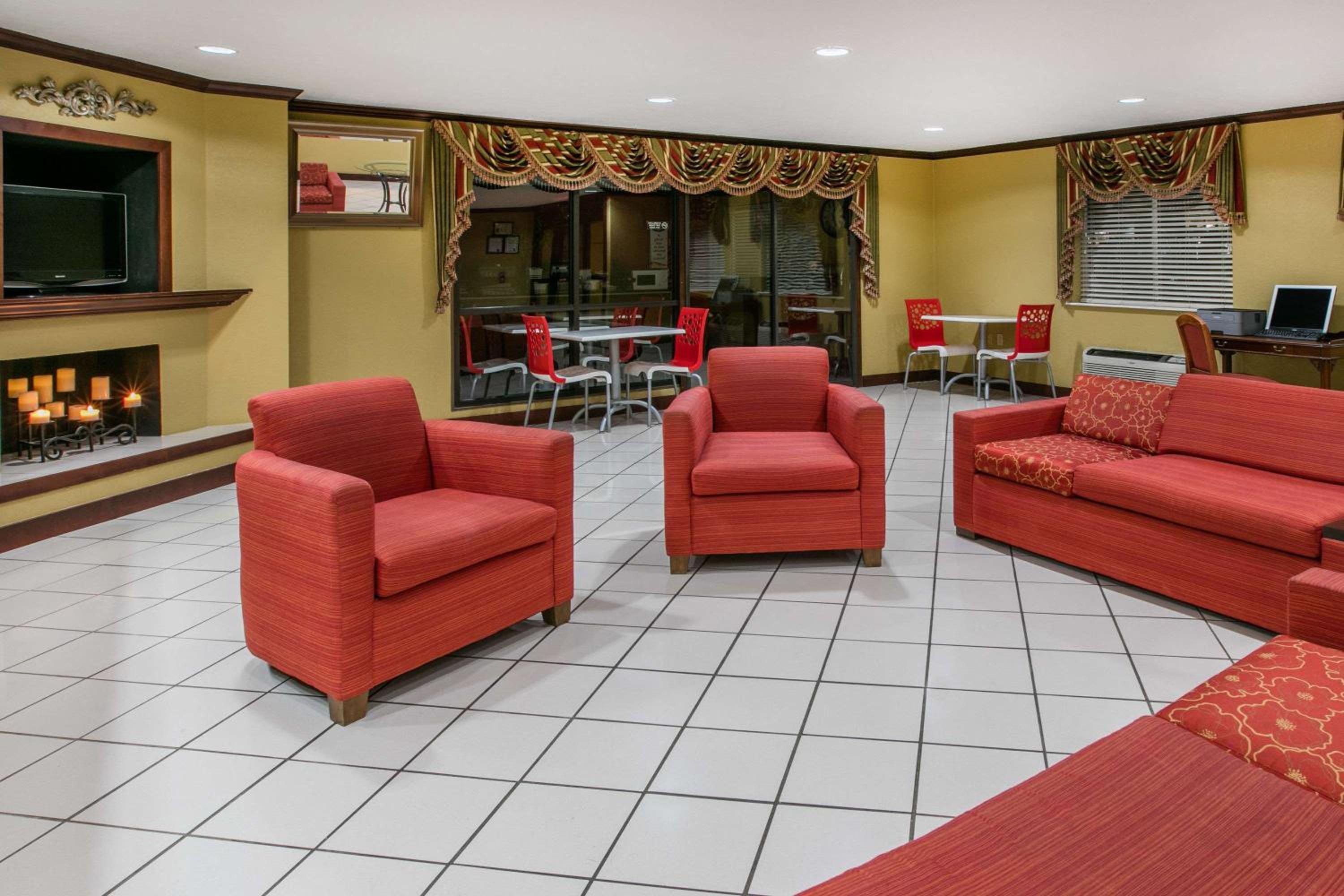 Quality Inn Lawton near Fort Sill view 2