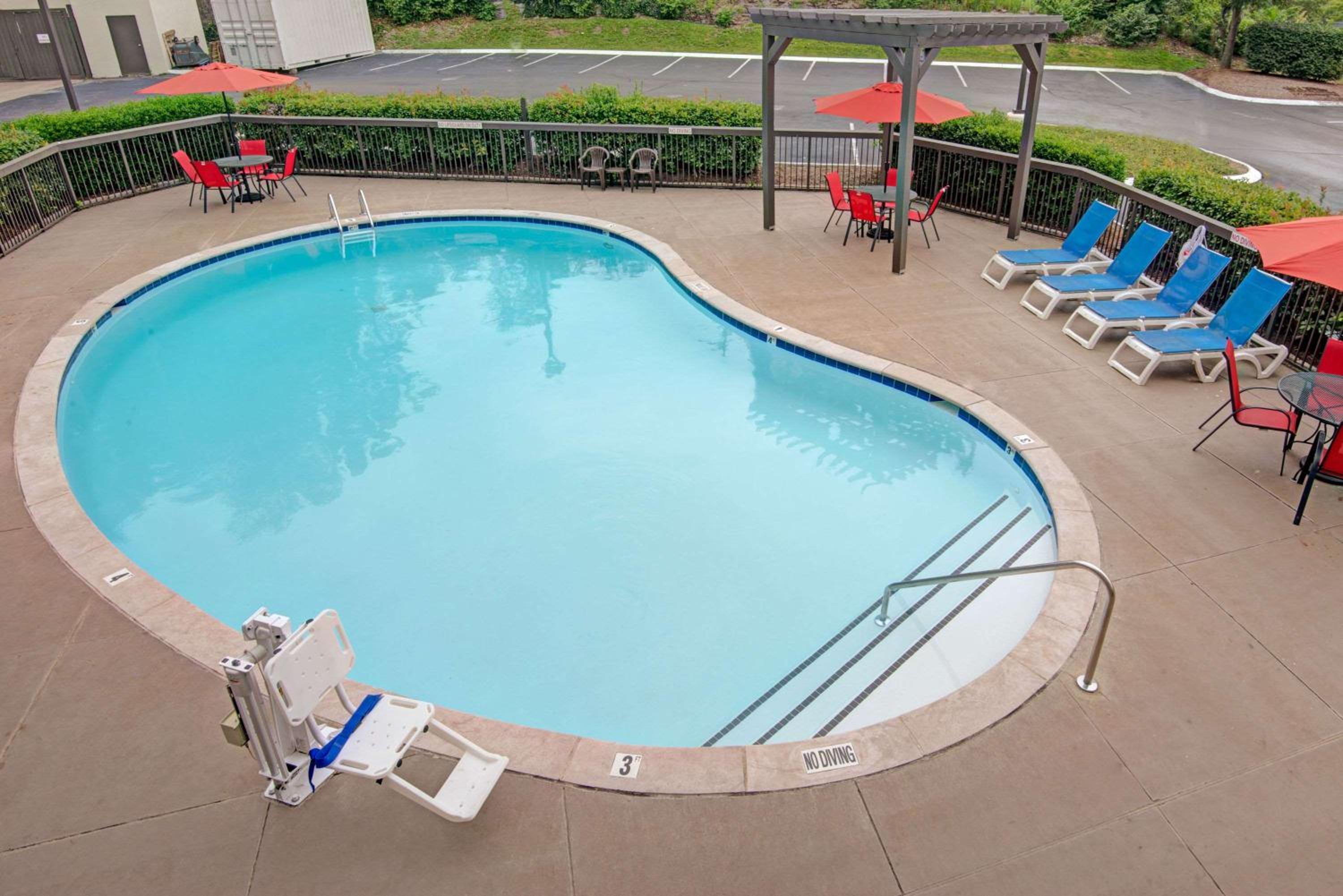 Baymont by Wyndham Nashville Airport - Property Image 43