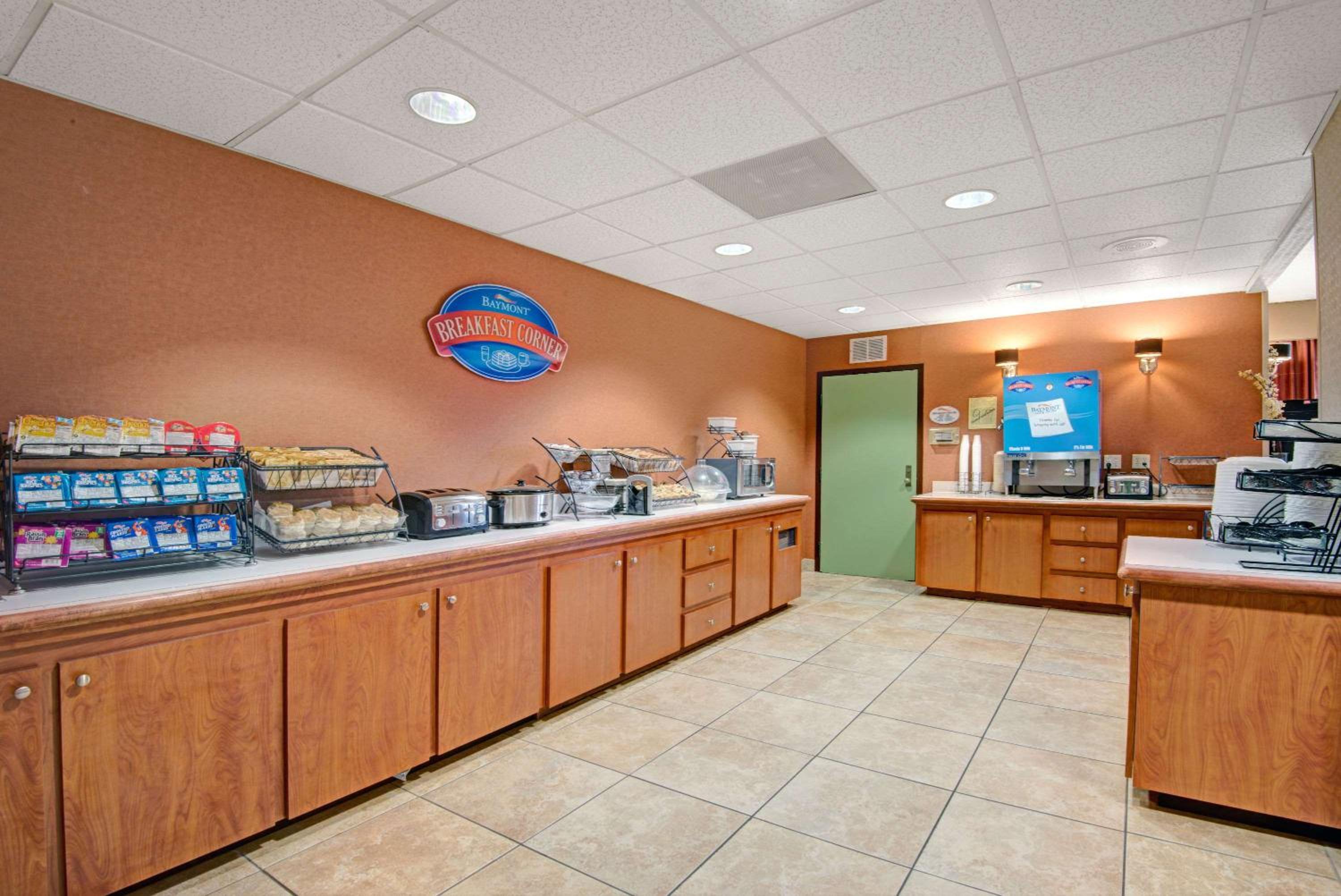 Baymont by Wyndham Nashville Airport - Property Image 30