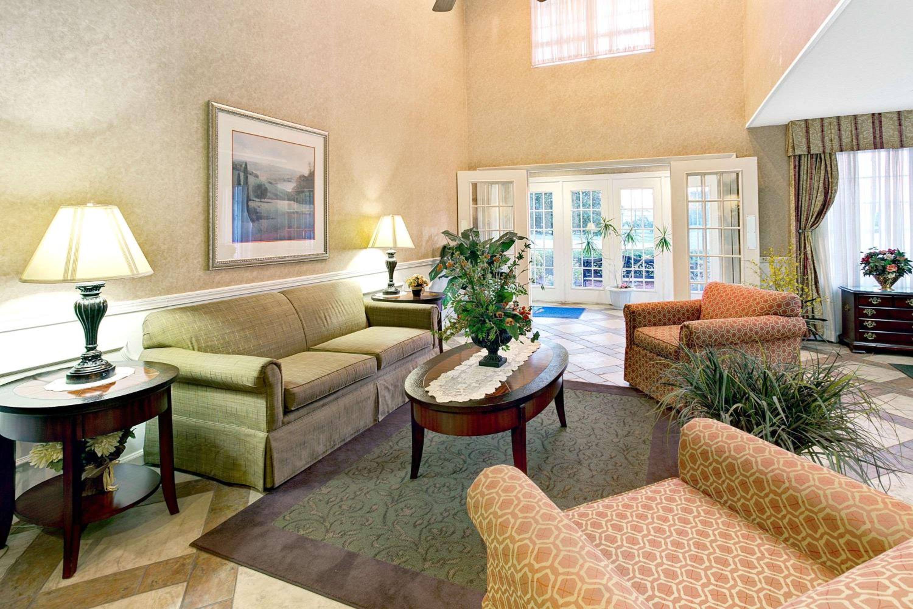 Baymont by Wyndham Sanford view 3