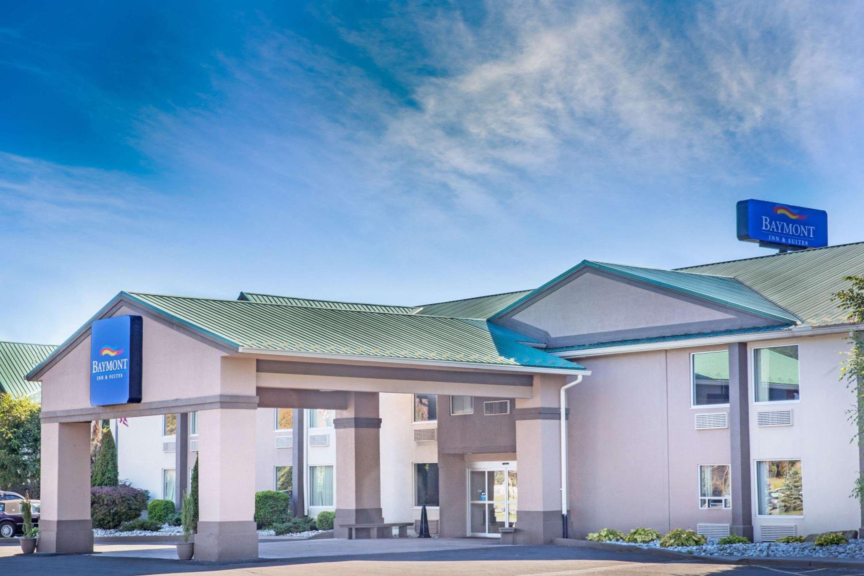 Hotel Baymont by Wyndham Bartonsville Poconos