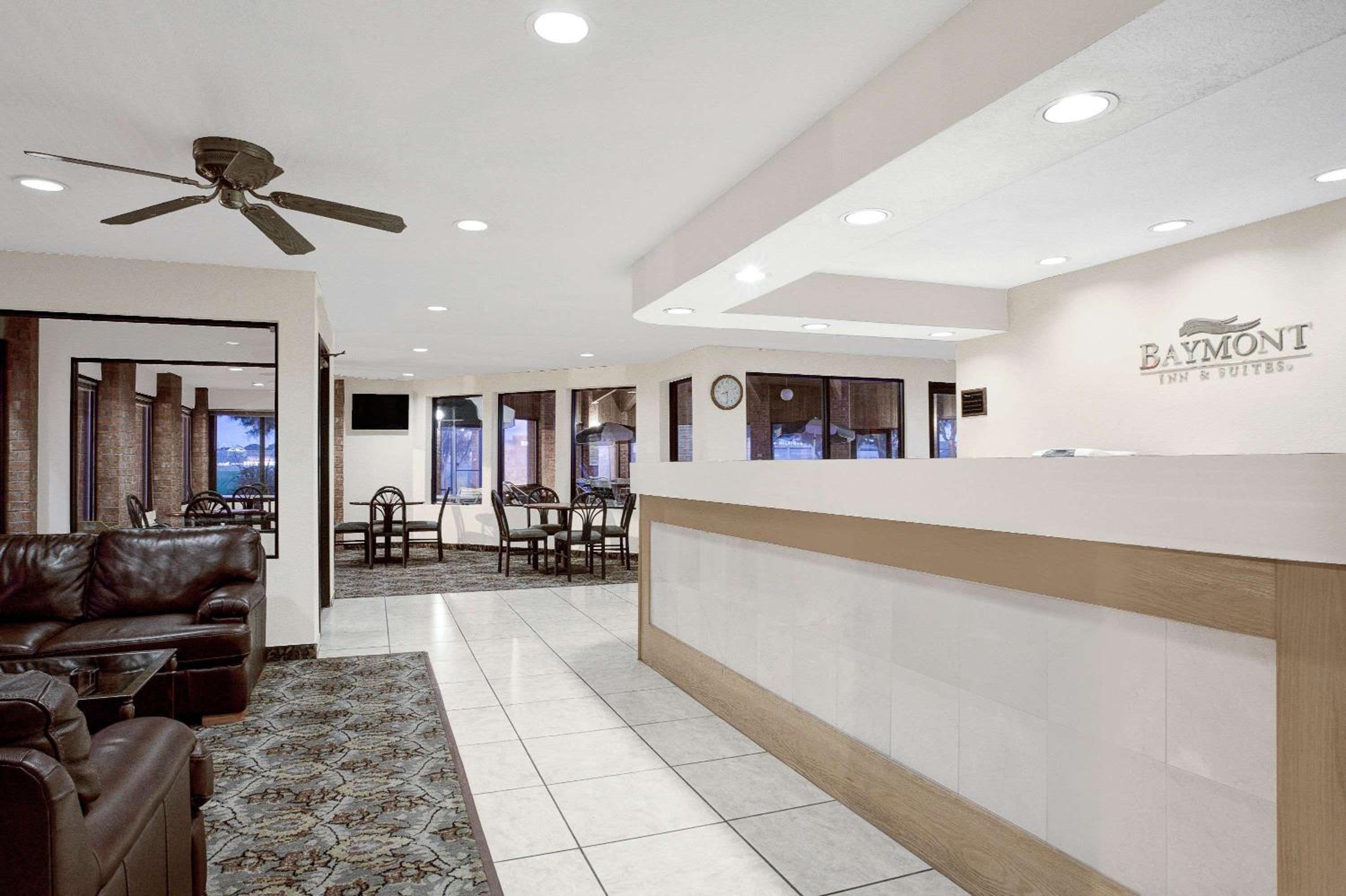 Baymont Inn Suites by Wyndham San Marcos - Property Image 21