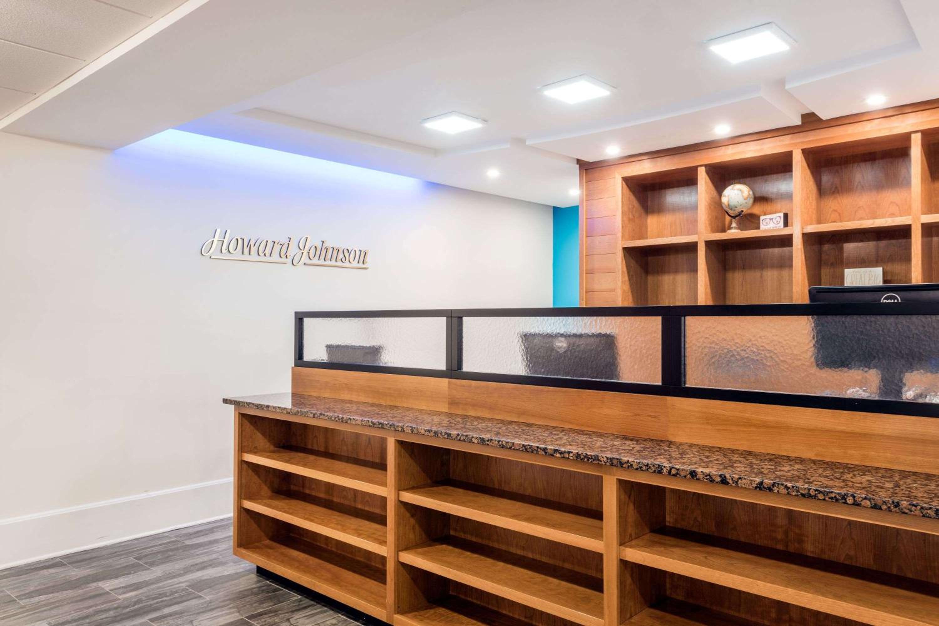 Quincy Vacations - Howard Johnson by Wyndham Quincy/ Boston - Property Image 10