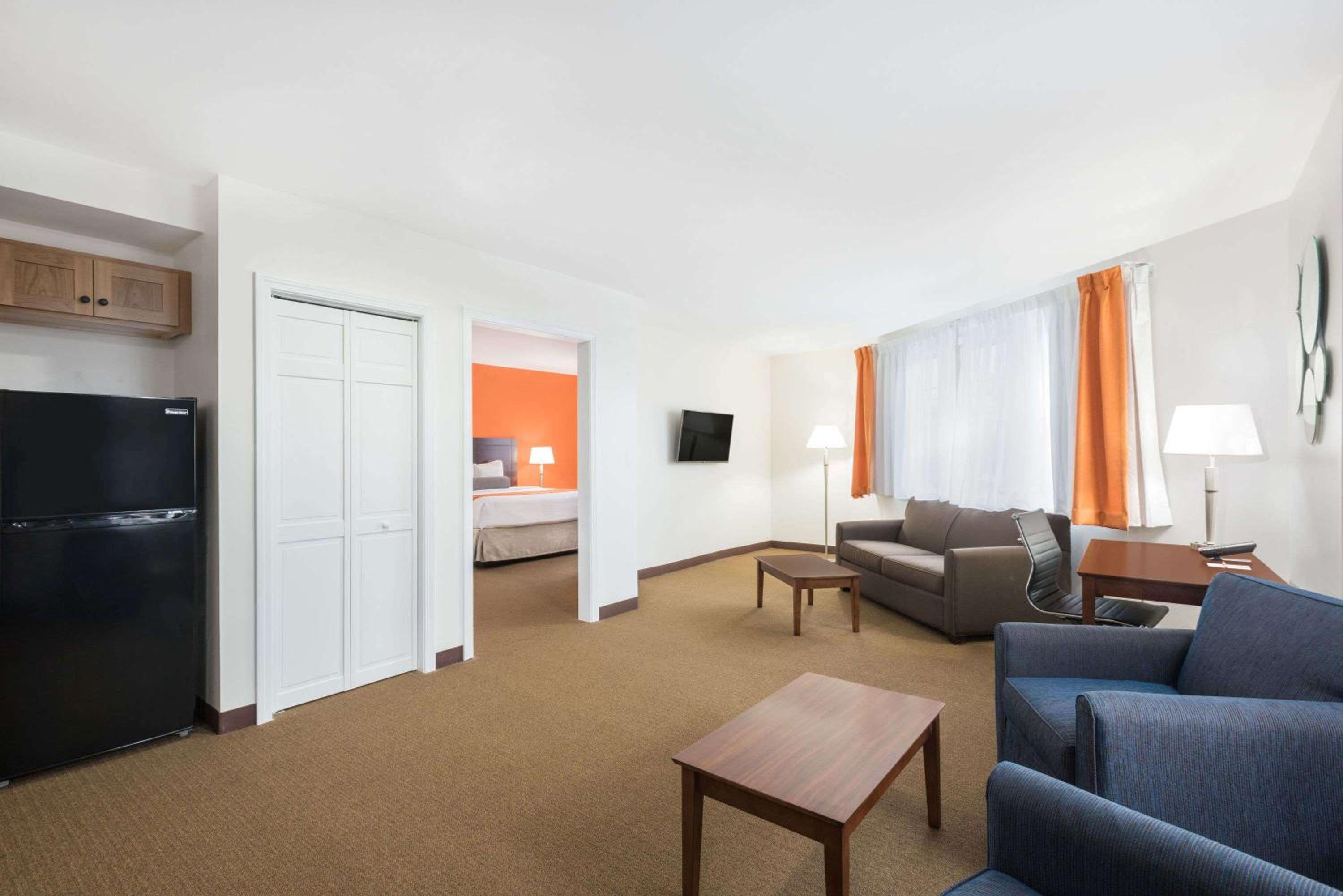 Quincy Vacations - Howard Johnson by Wyndham Quincy/ Boston - Property Image 30