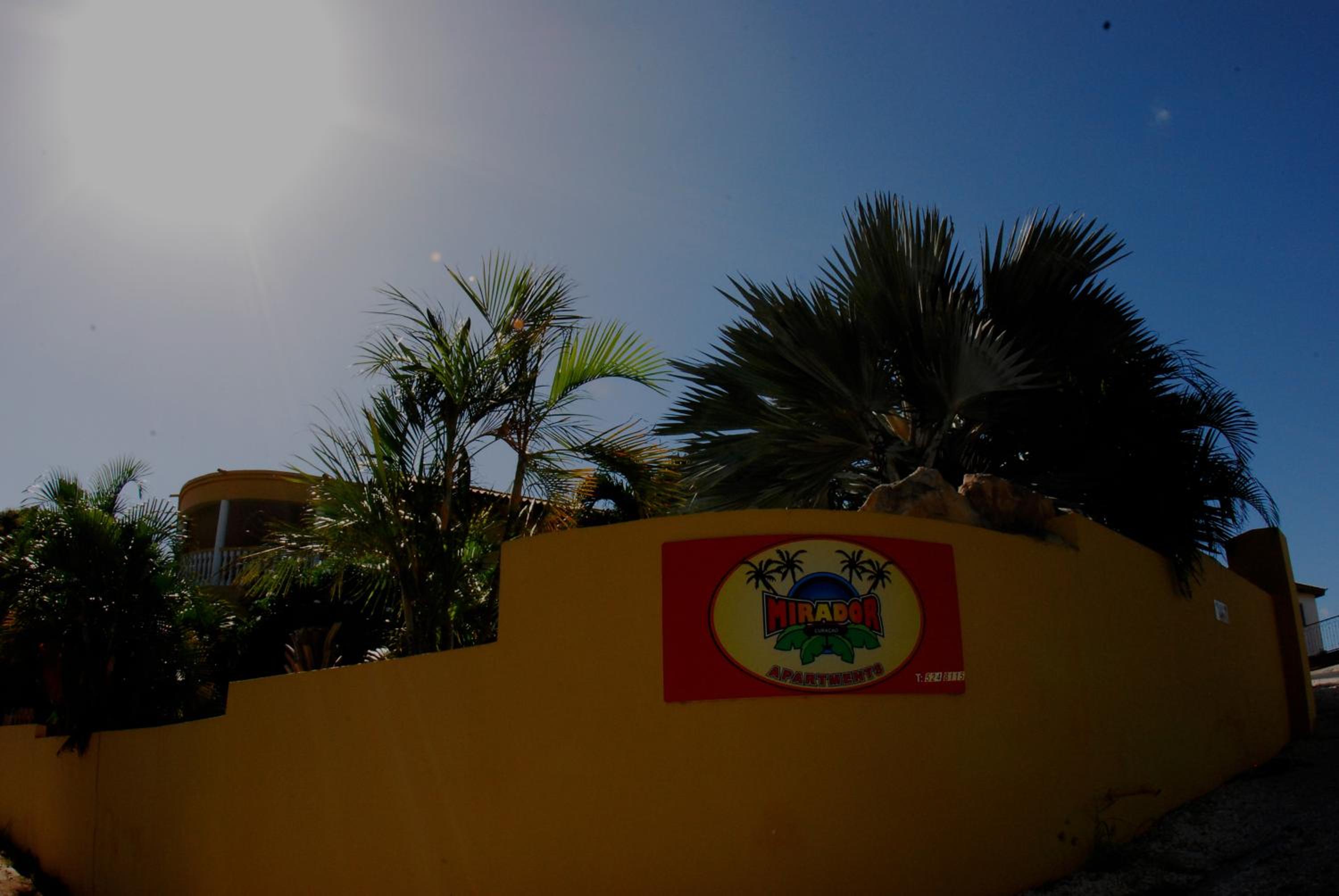 Mirador Apartments