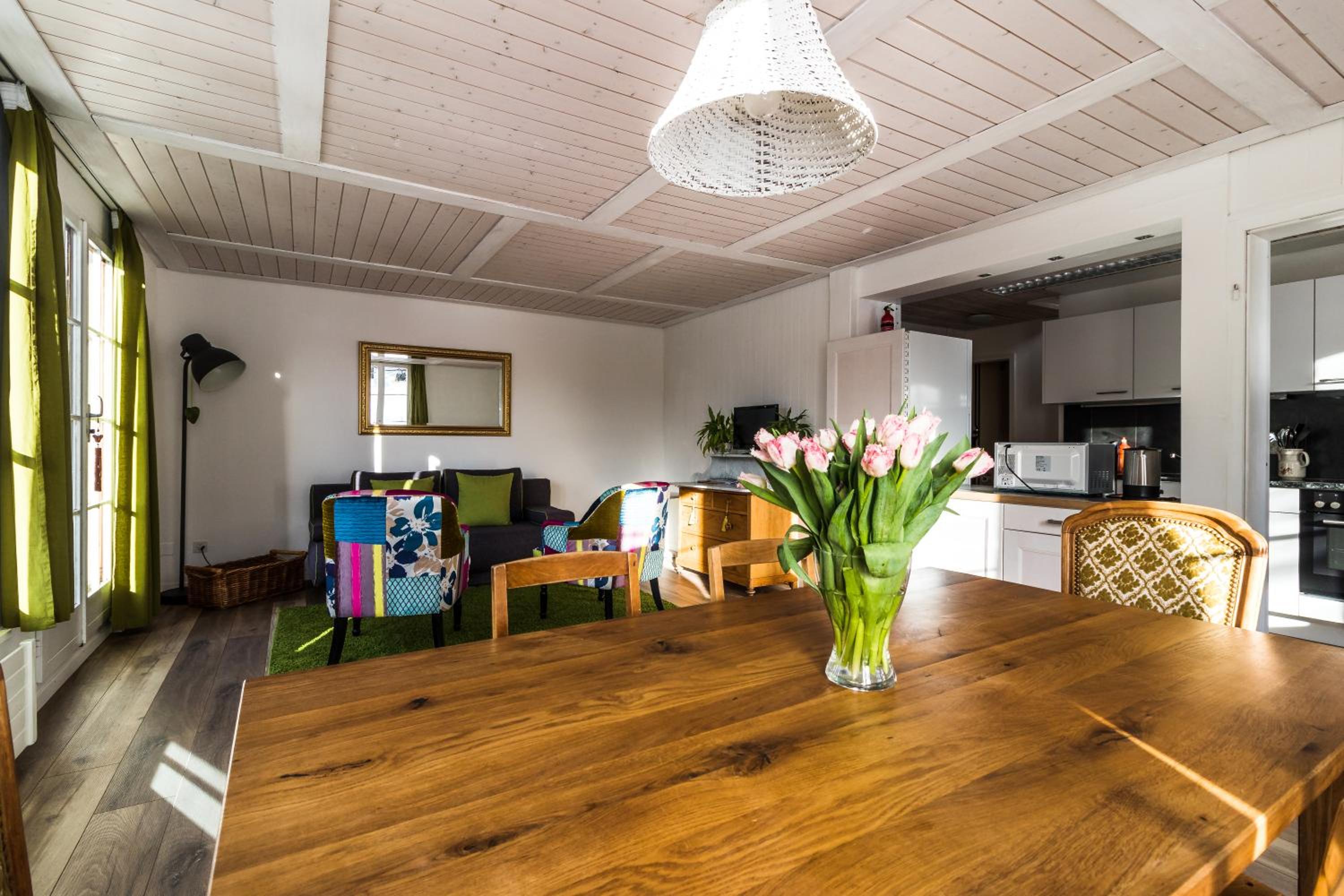 Ula's Holiday Apartments