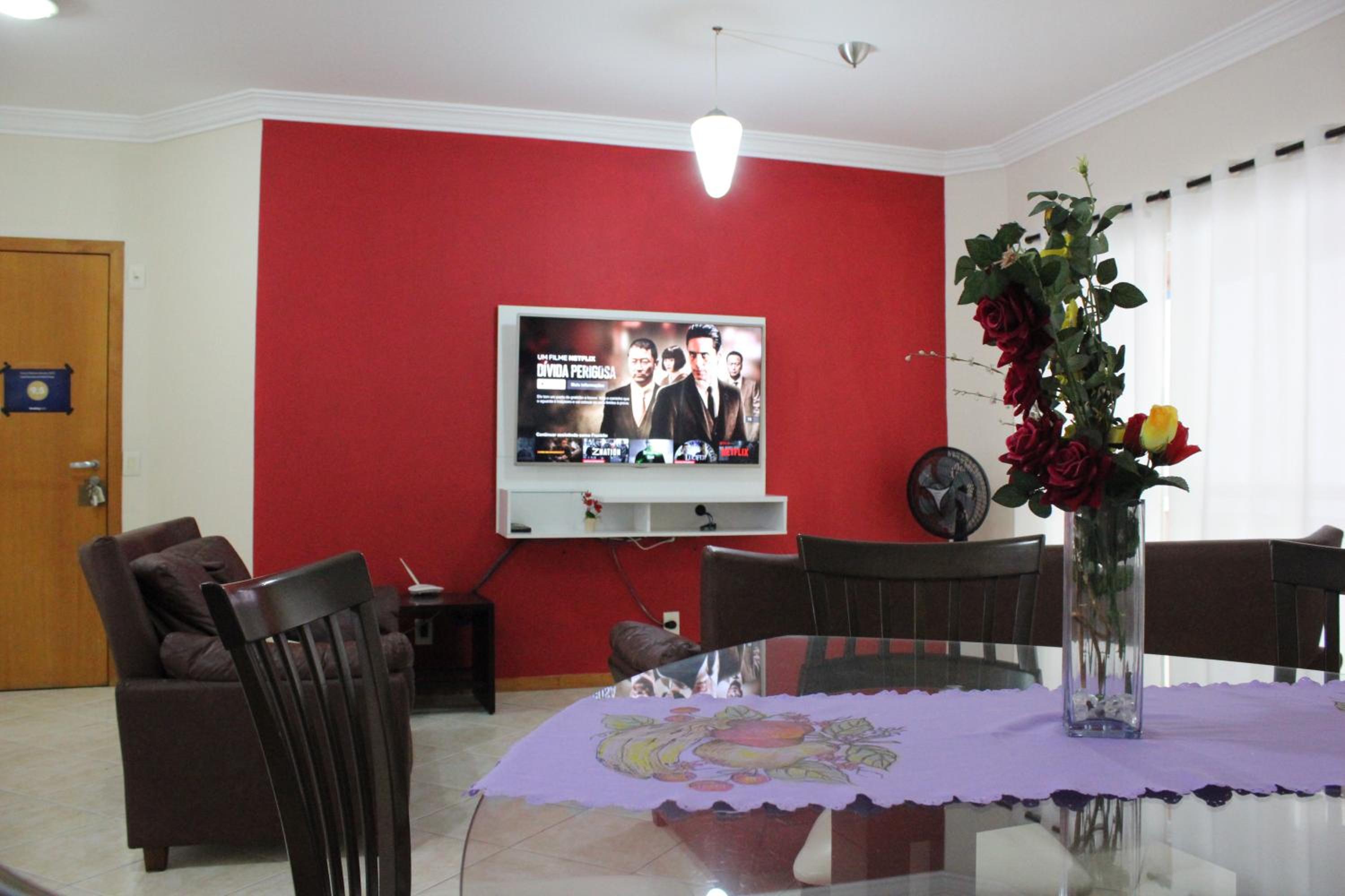 Apartamento em Meia Praia