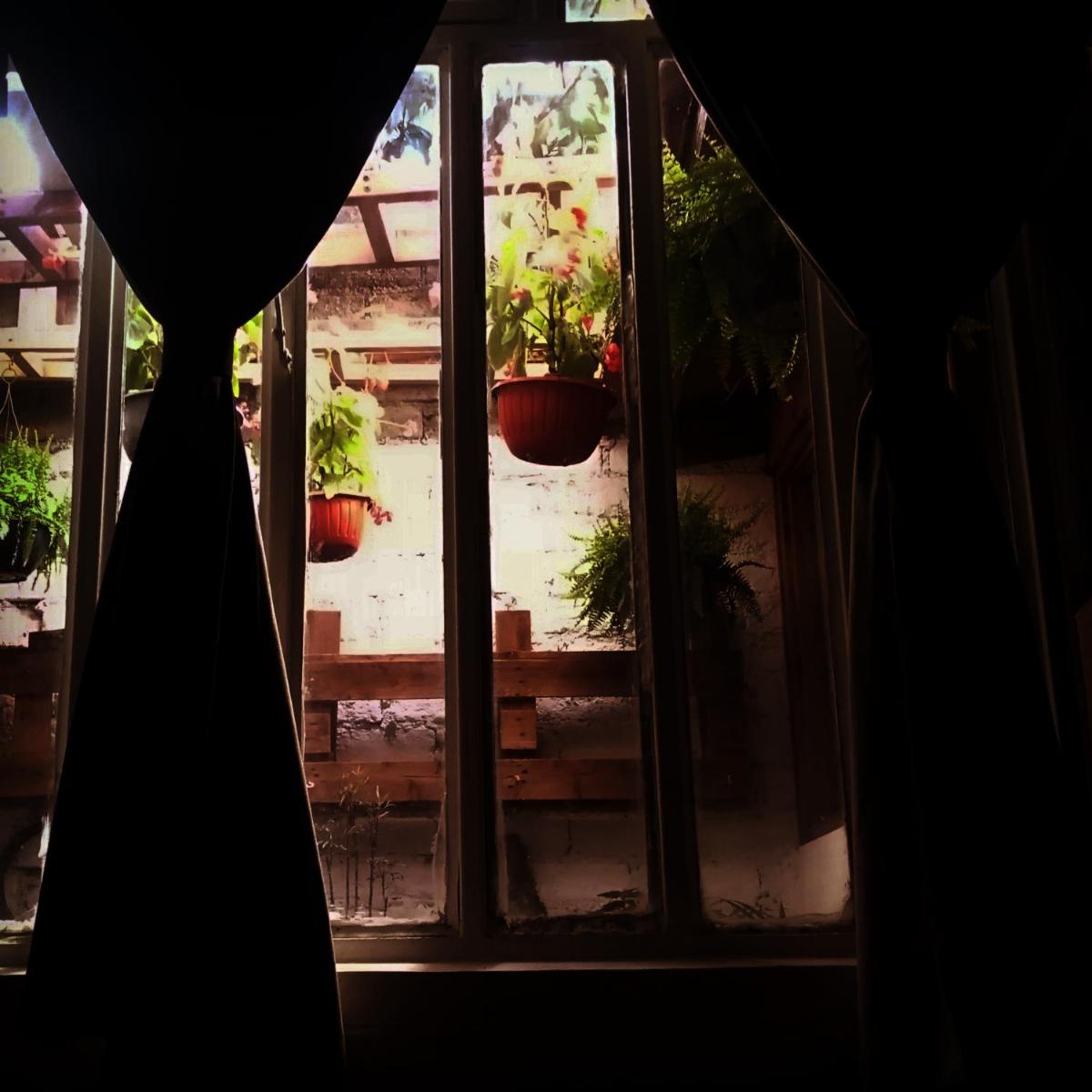 balcony