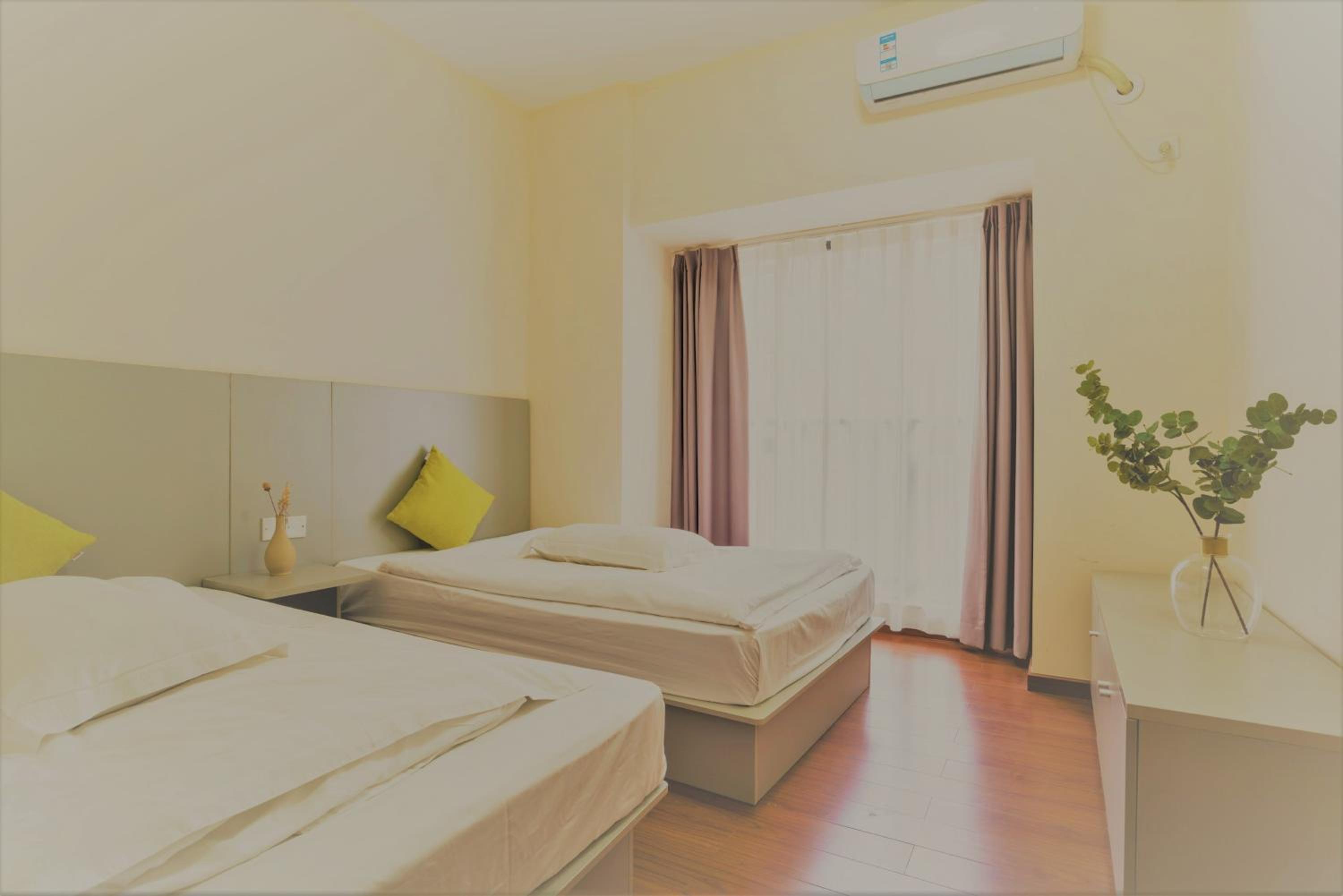 Ben Shu Jia Apartment Pazhou Branch
