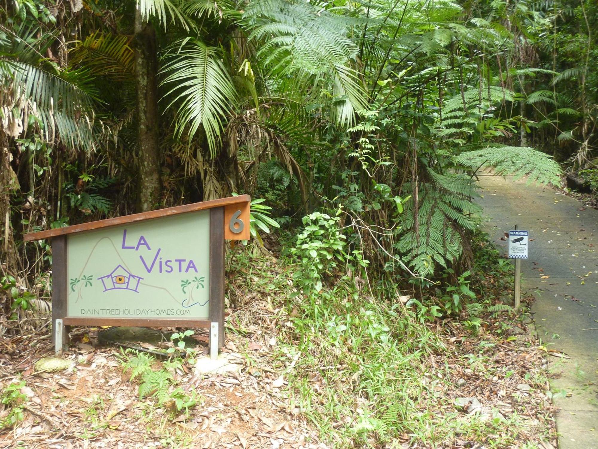 Daintree Holiday Homes - La Vista