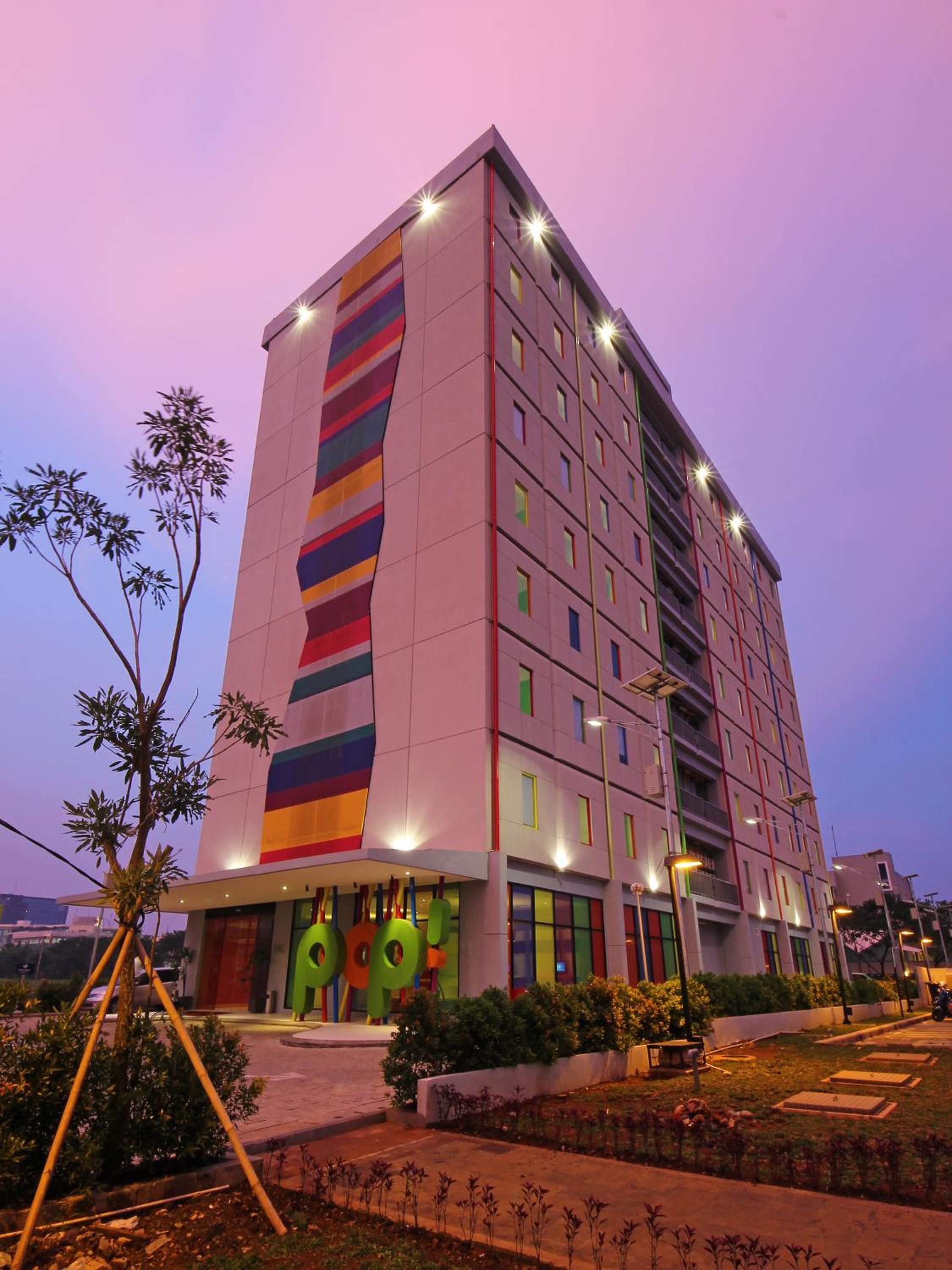 Hotel POP! Hotel BSD City Tangerang - Image 1