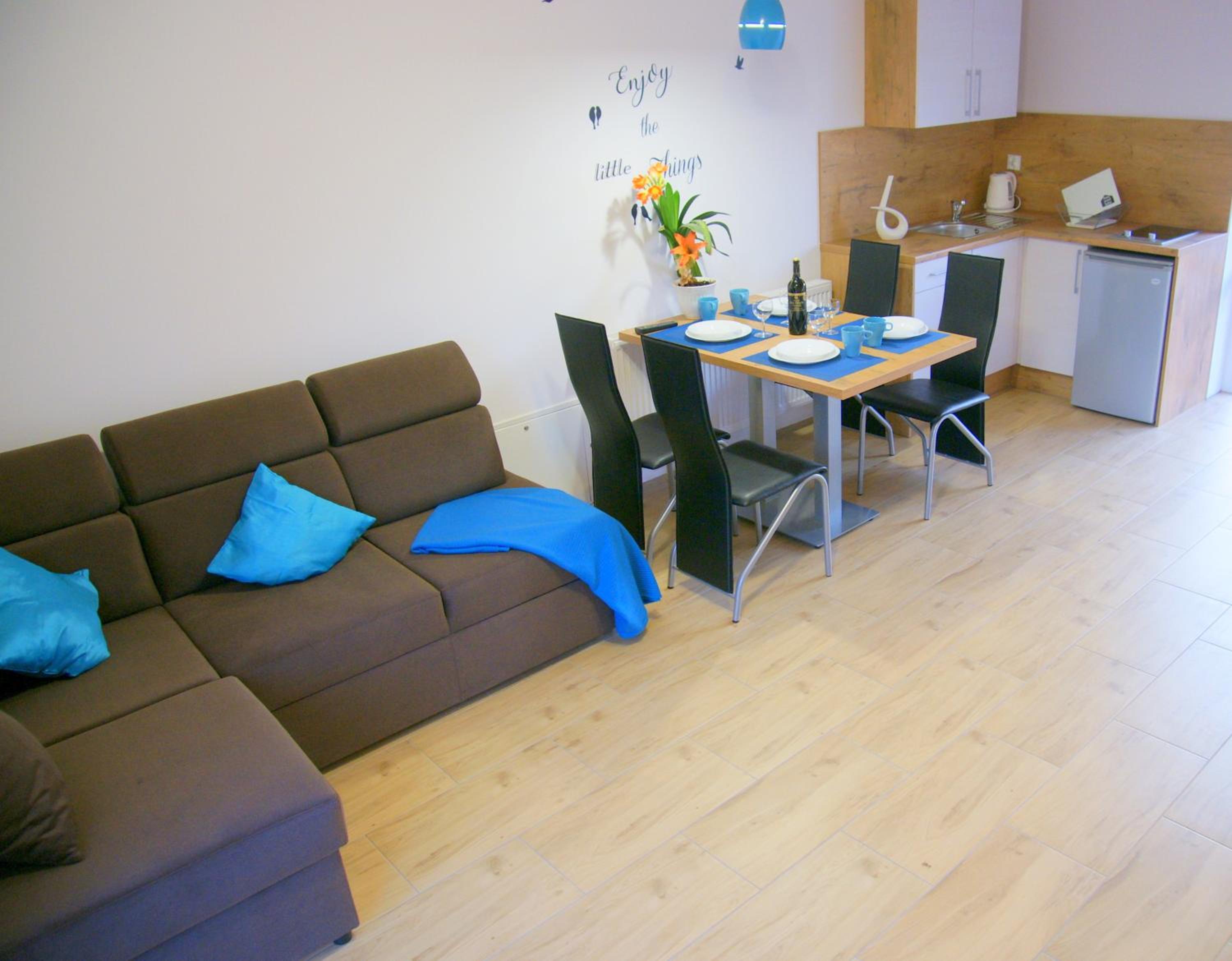 Koral Apartamenty 1 min od morza, kuchnia, taras, place zabaw view 4