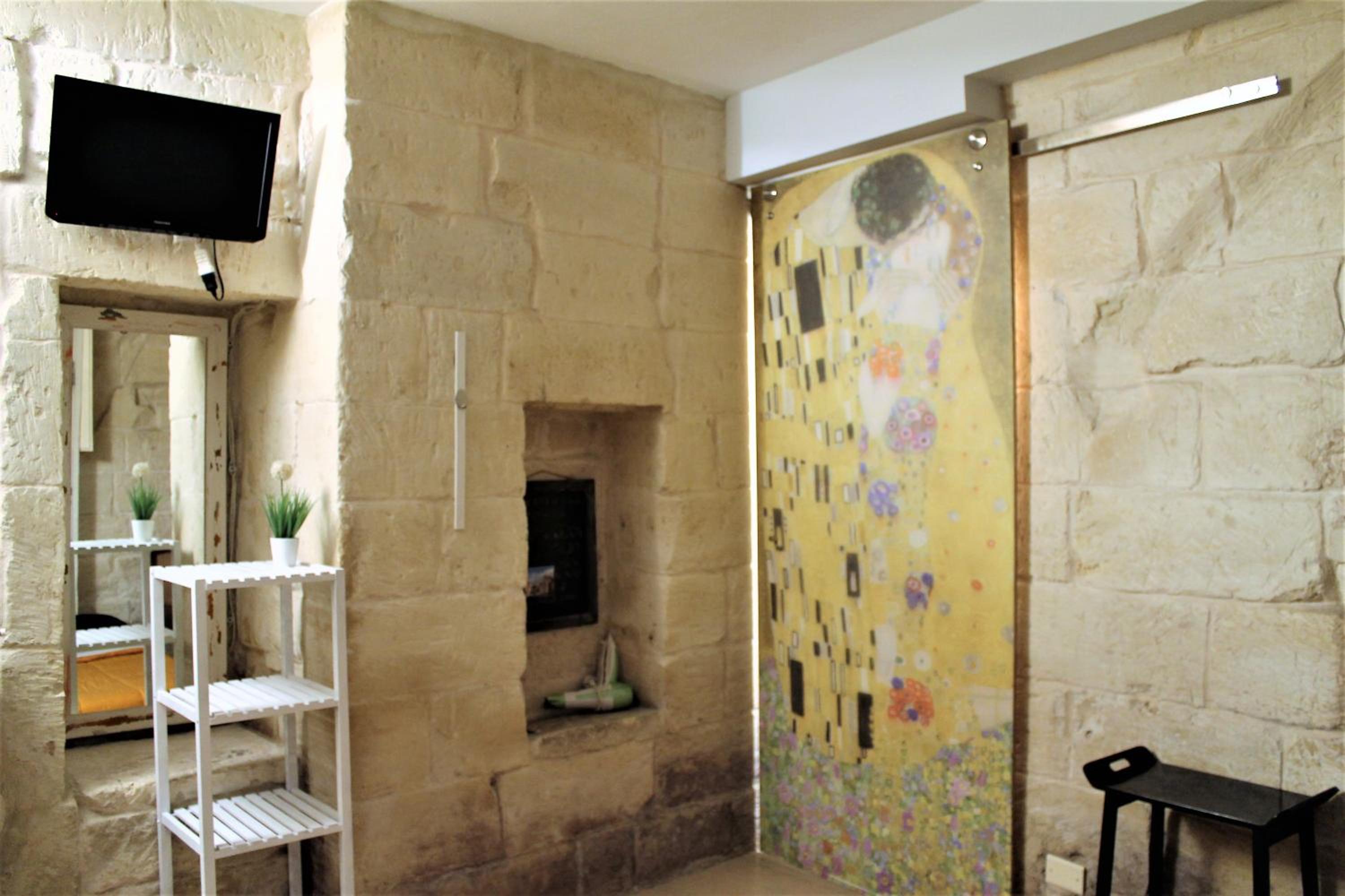 White Suite B&B