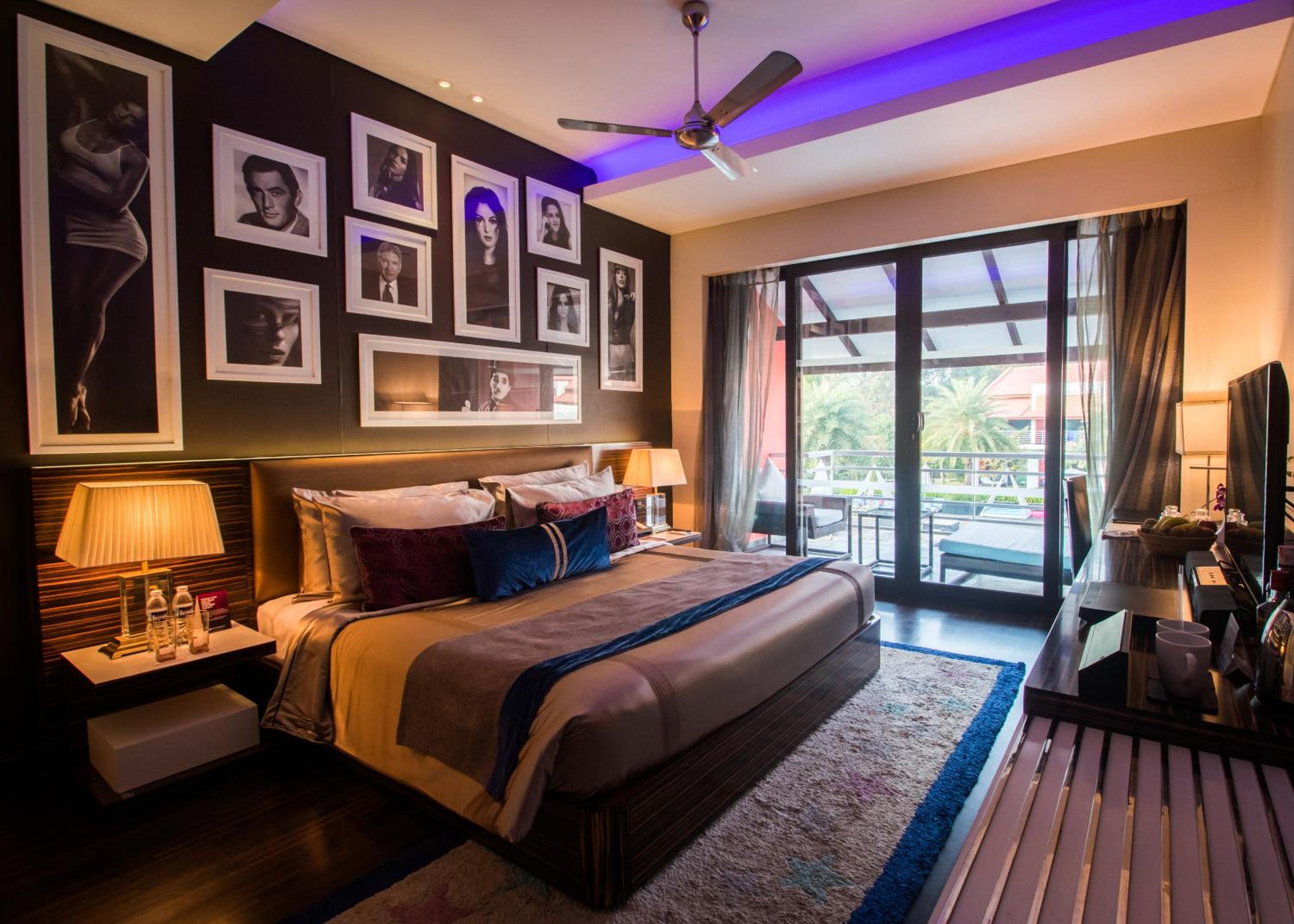 hotel room