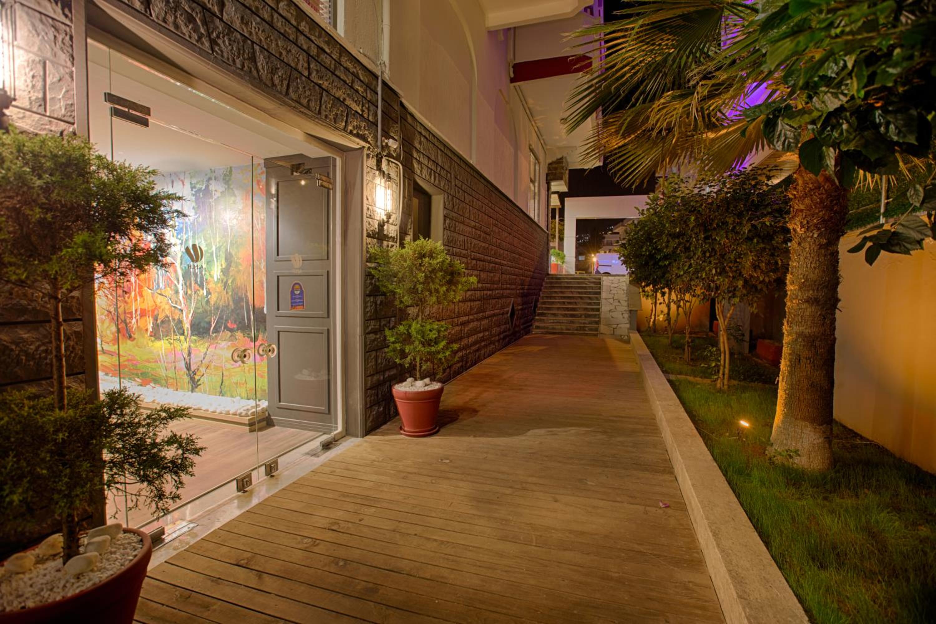 HMA Hotel & Suites - Image 59