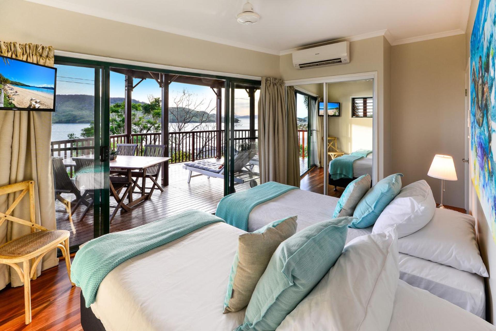 Casuarina 16 - 3 Bedroom House With 180 Degree Ocean Views, Buggy & Valet Service
