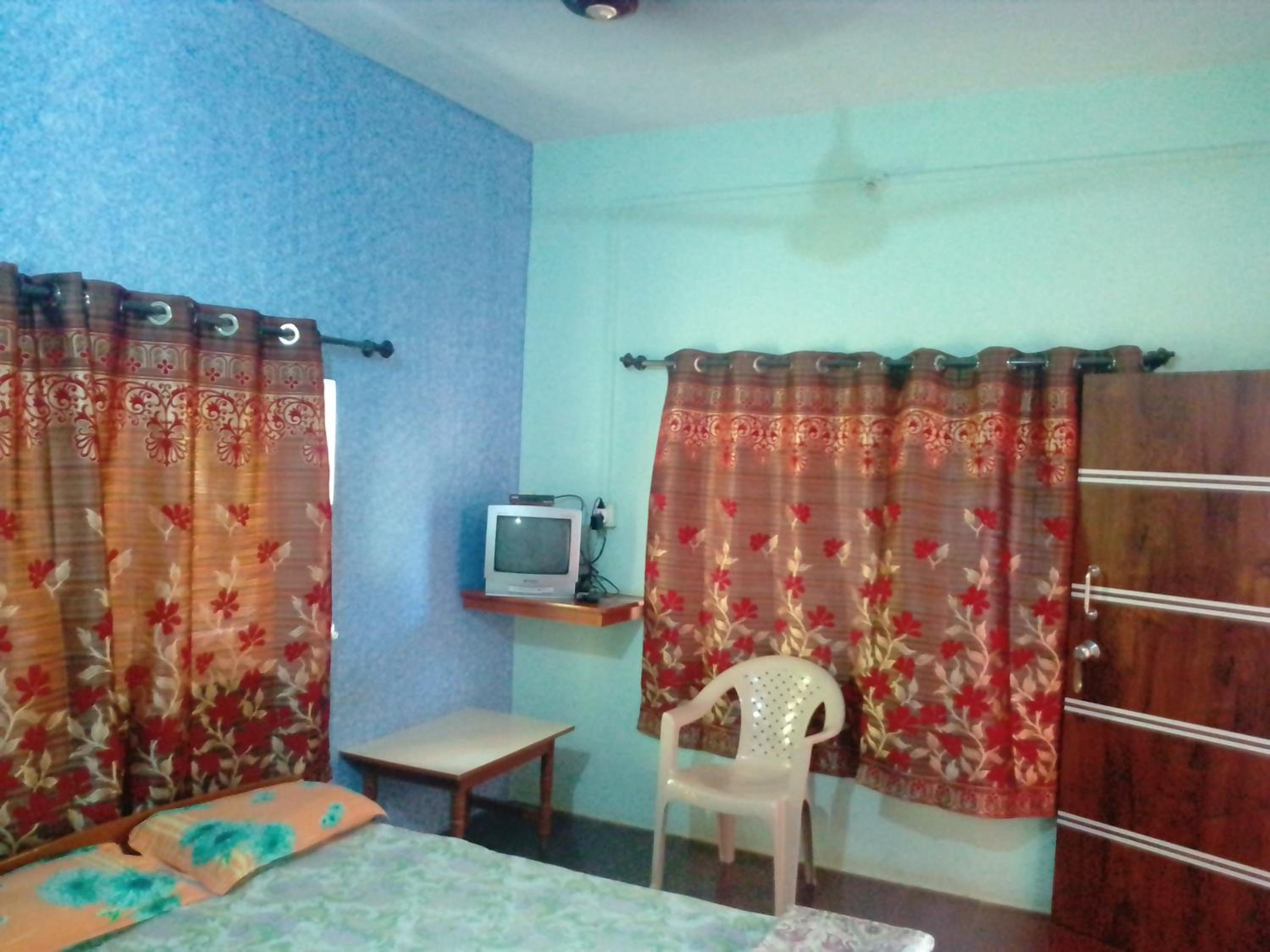 Photo 12