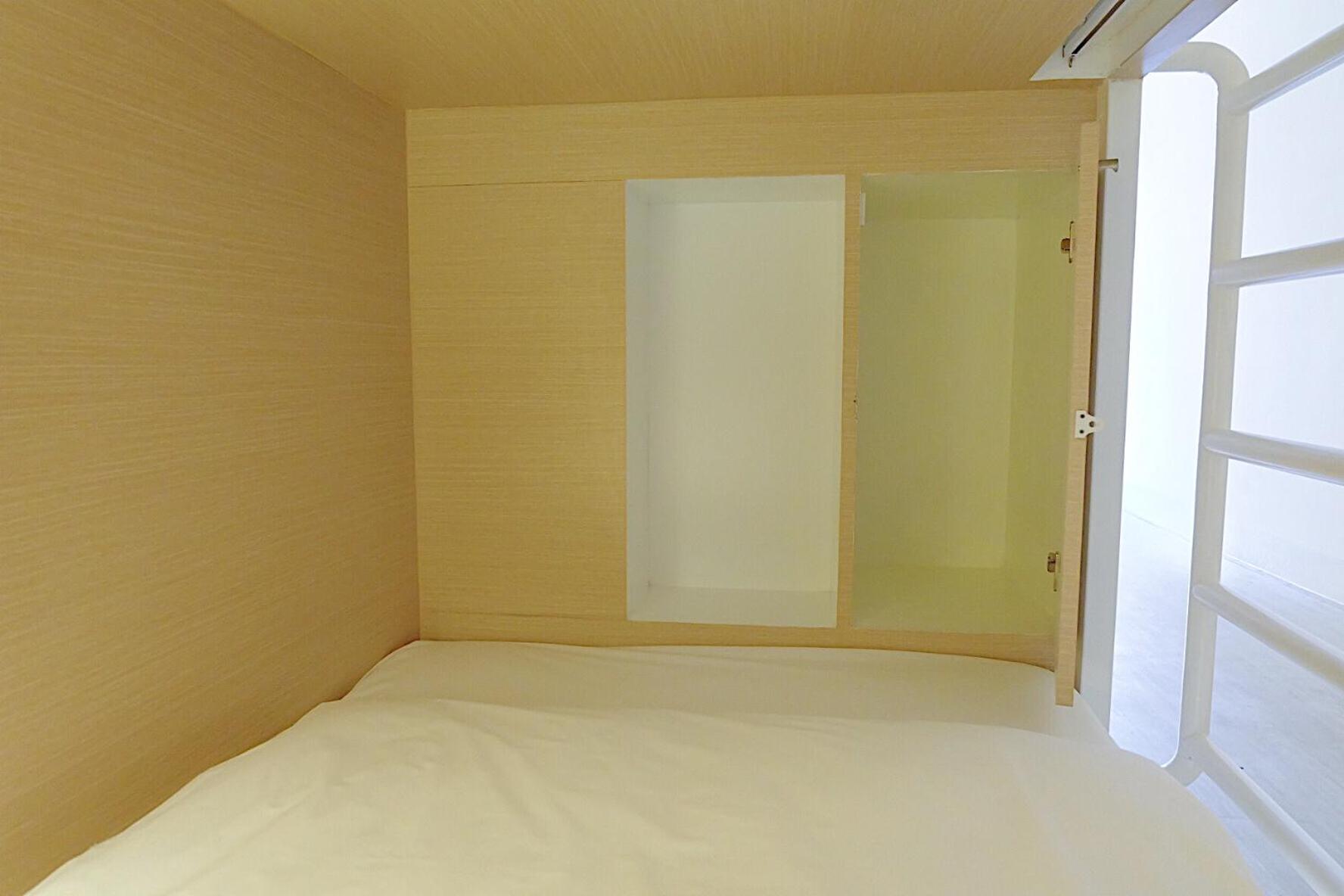 About A Bed Hostel Chiangmai